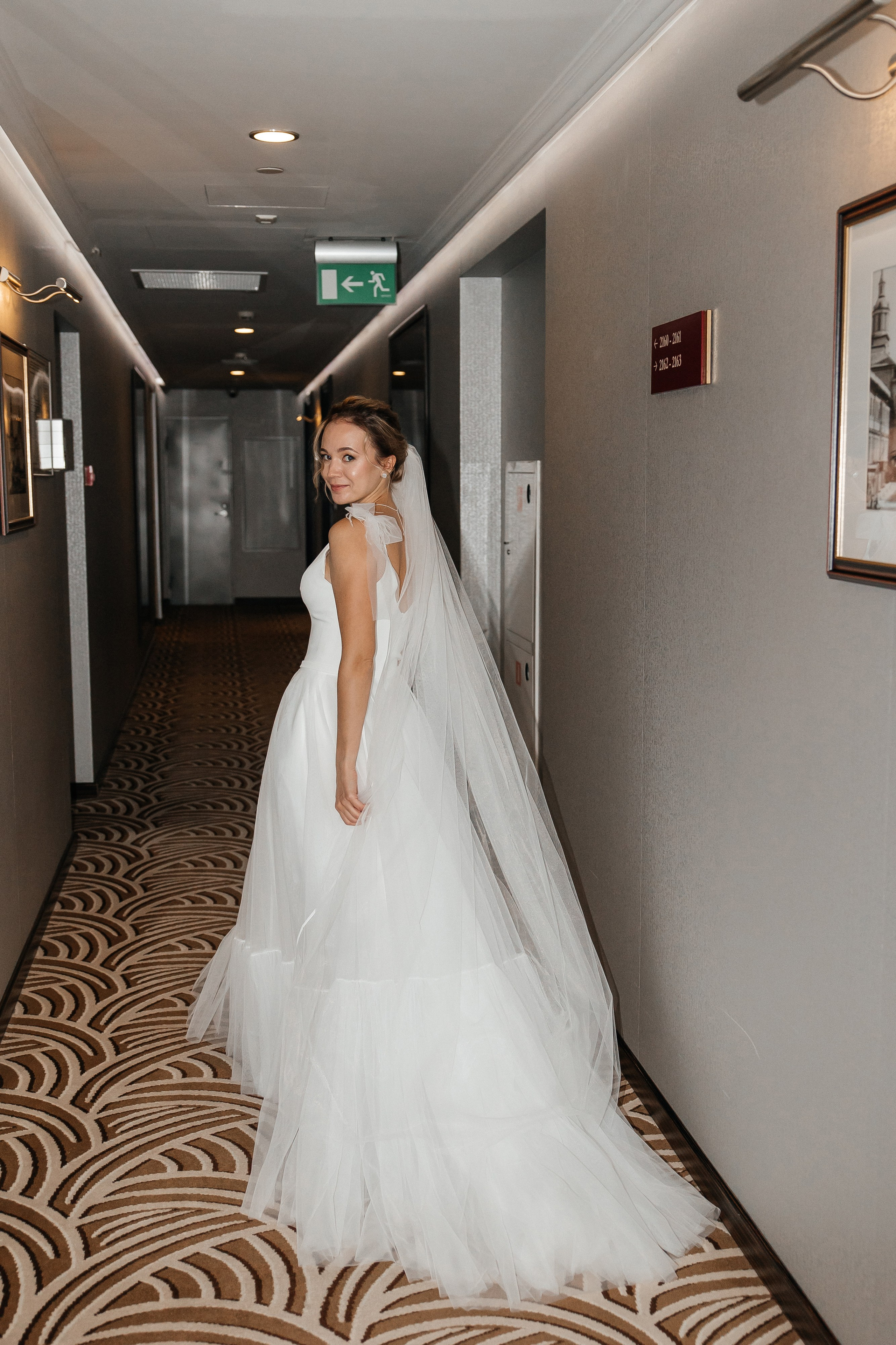 Самые красивые отели Москвы для свадебной фотосессии. Свадебный фотограф в Москве Дарья Олендарёва