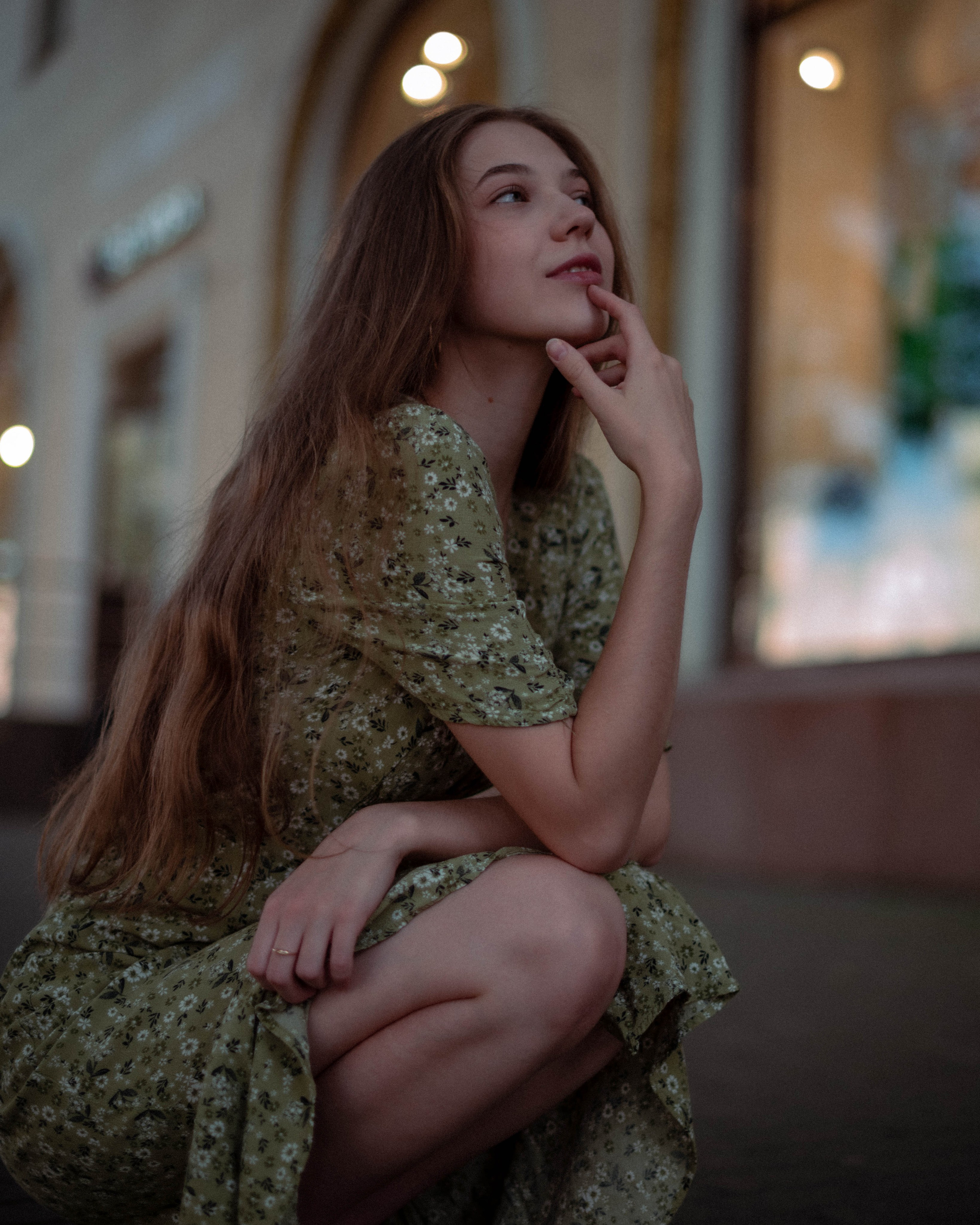 Ася. Женский фотограф. Создатель украшений ручной работы. Модель