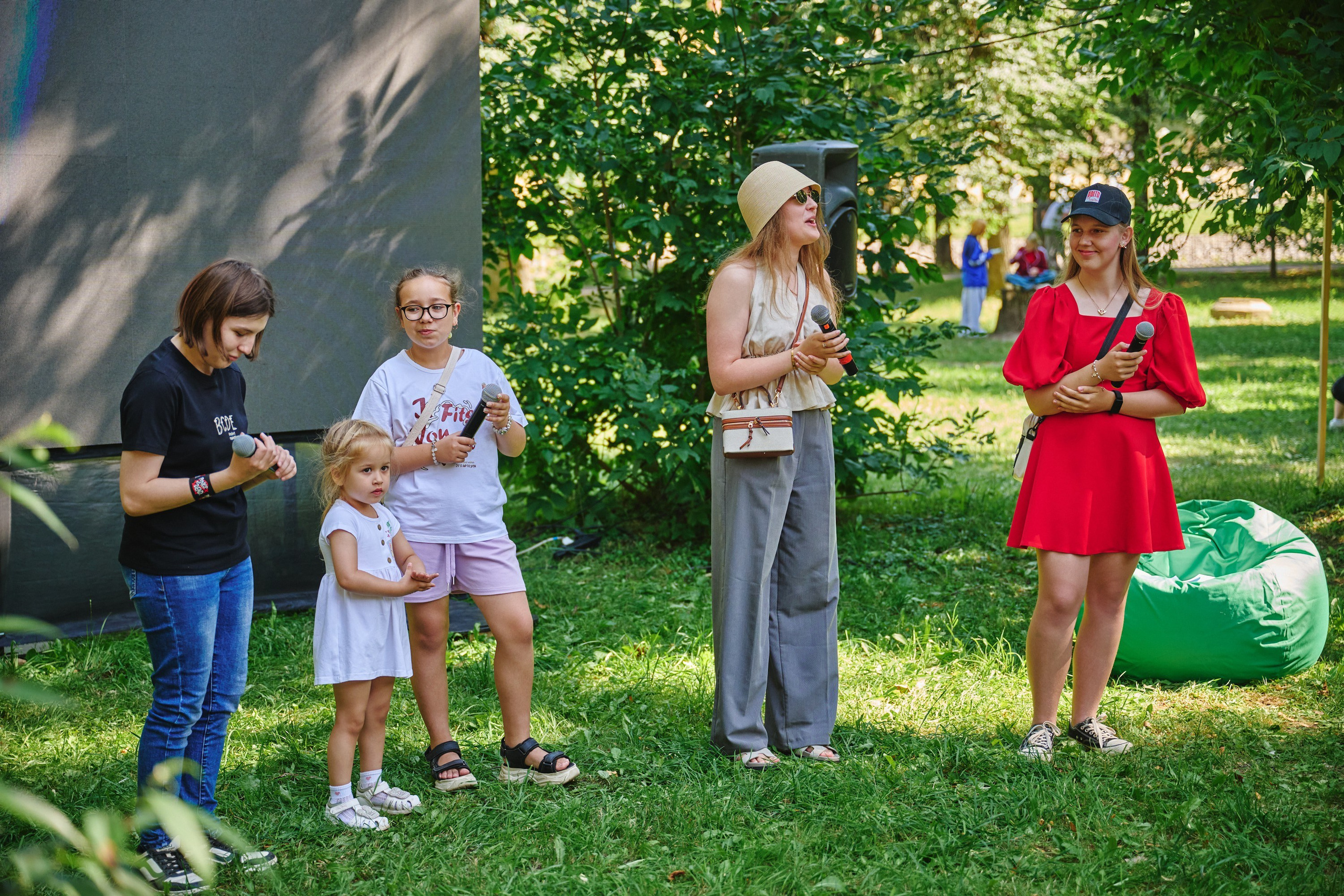 Ива фест 2025. Фотограф в Иваново: Каталожная съемка одежды и постельного белья, Wildberries