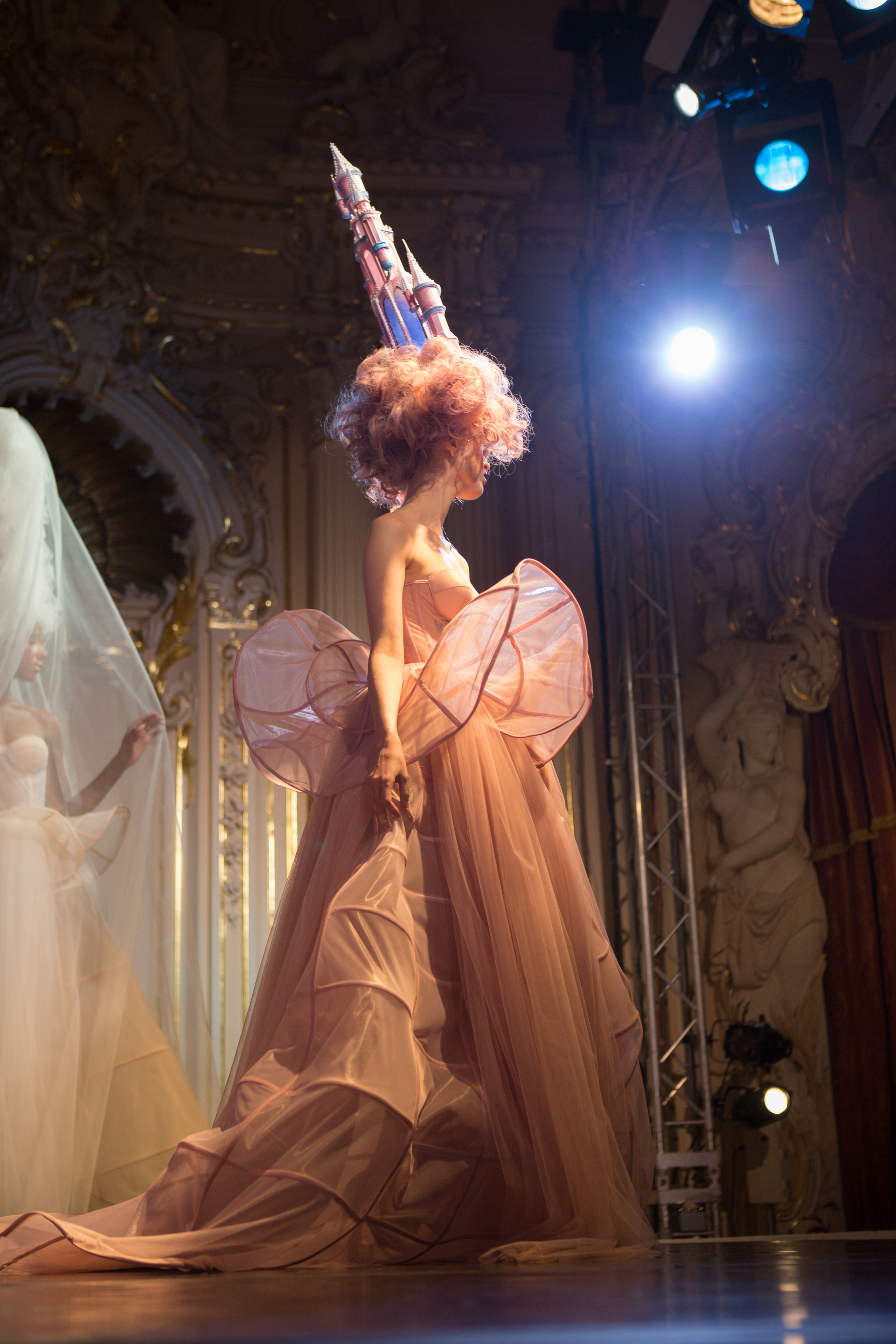 Кутюрный показ Alisa Gagarina. Коммерческий и репортажный фотограф в Санкт-Петербурге Андрей Васильев