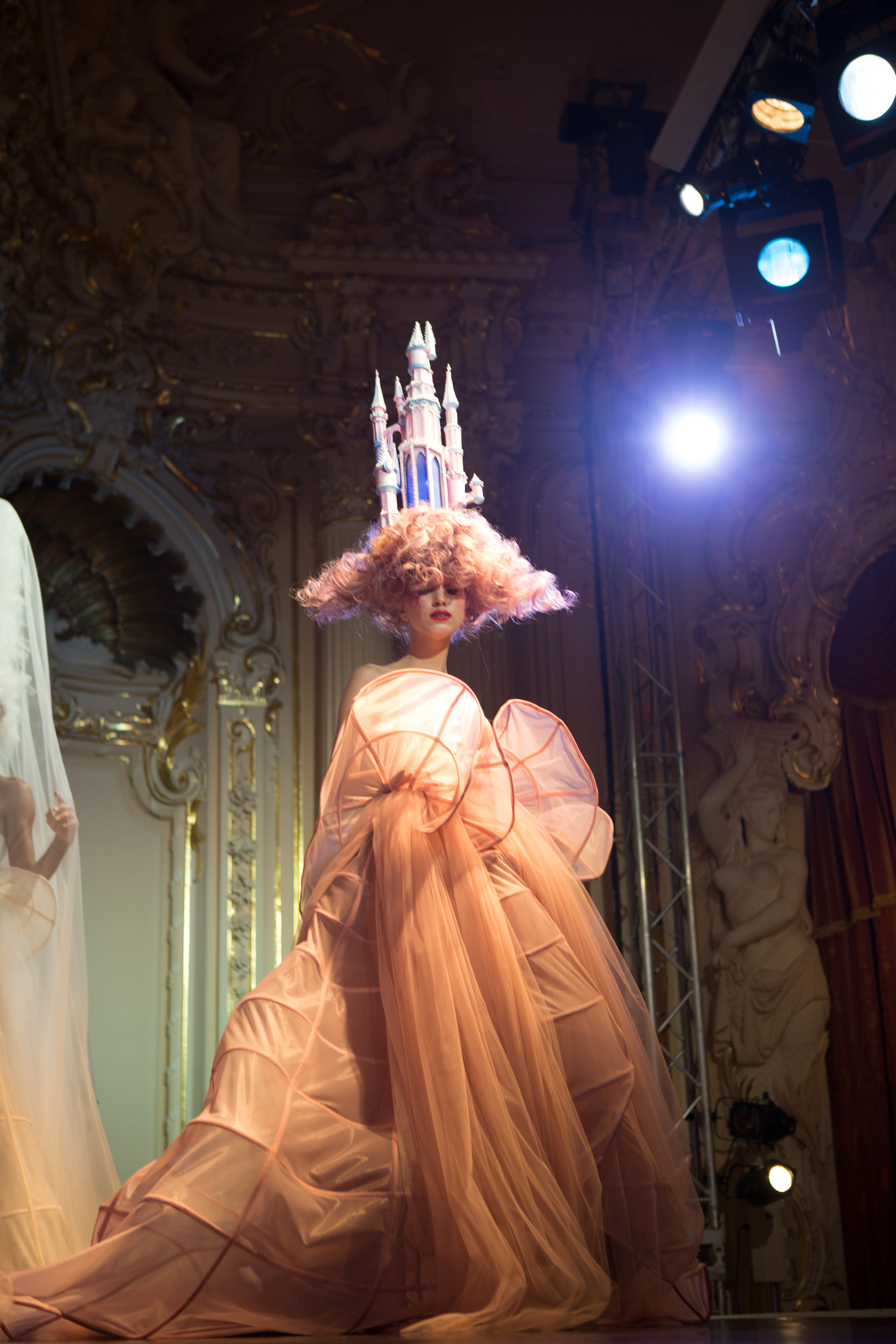 Кутюрный показ Alisa Gagarina. Коммерческий и репортажный фотограф в Санкт-Петербурге Андрей Васильев