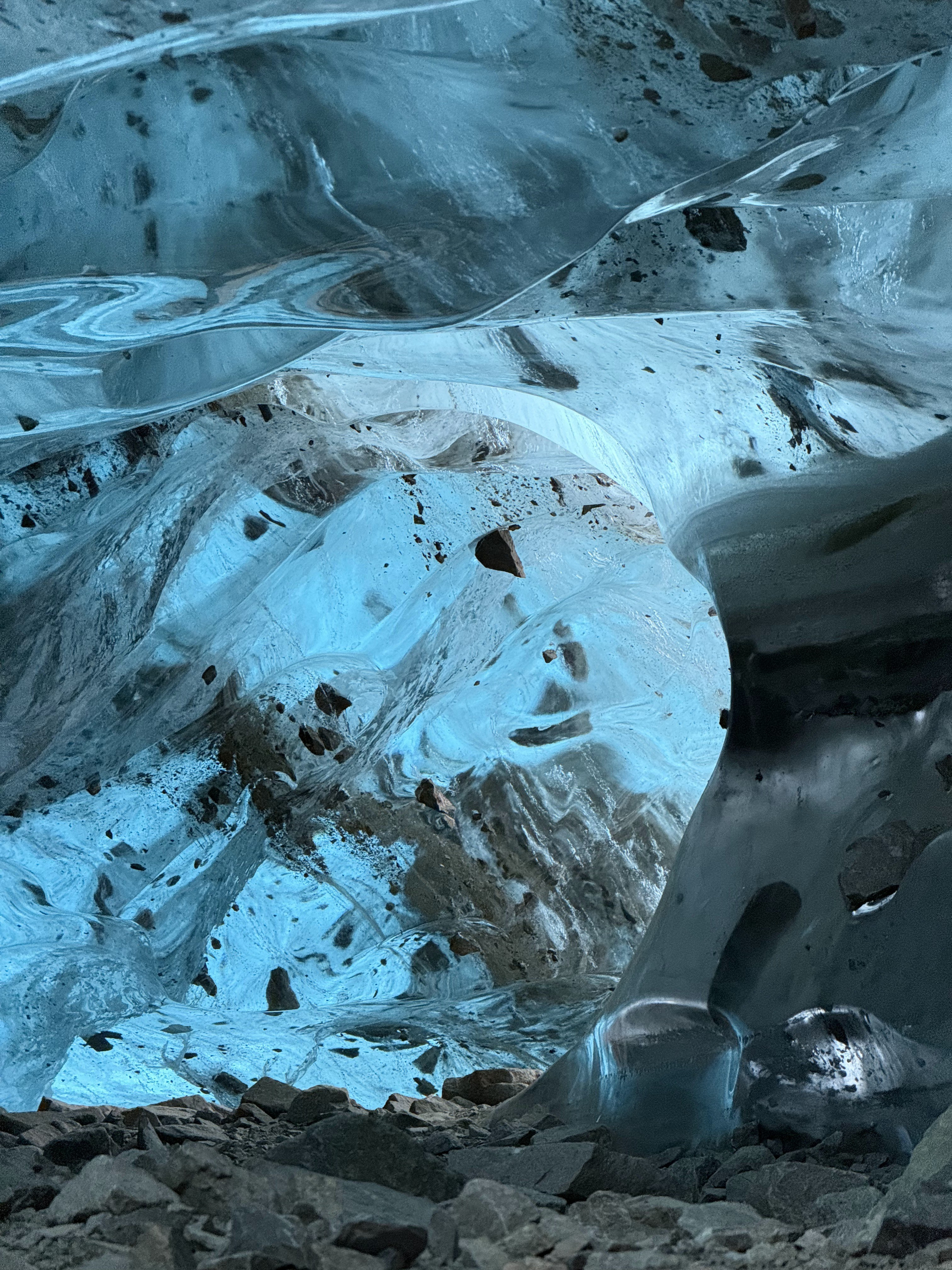 Ледник Богдановича в Алматы, Казахстан