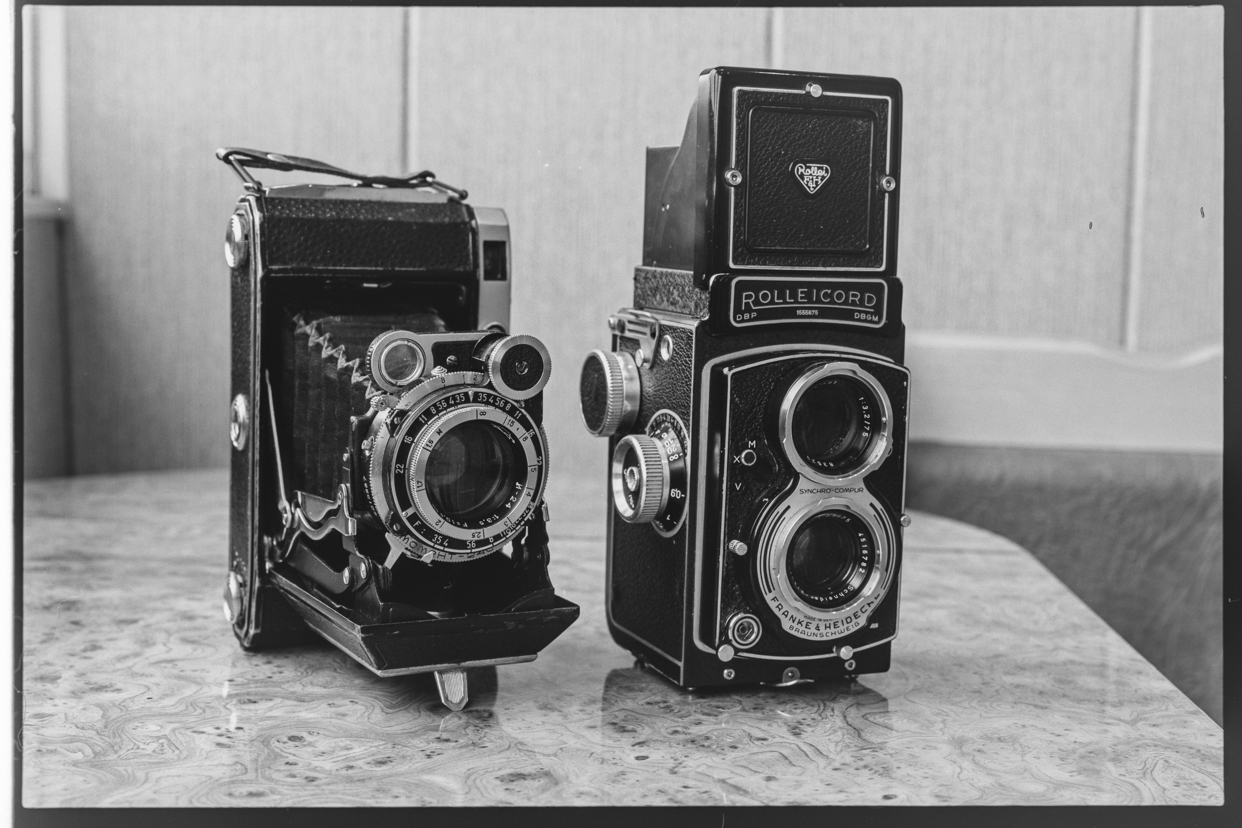 Настоящие плёночные ЧБ фотографии. Фотограф Евгений Стельмах в Молодечно и Минске