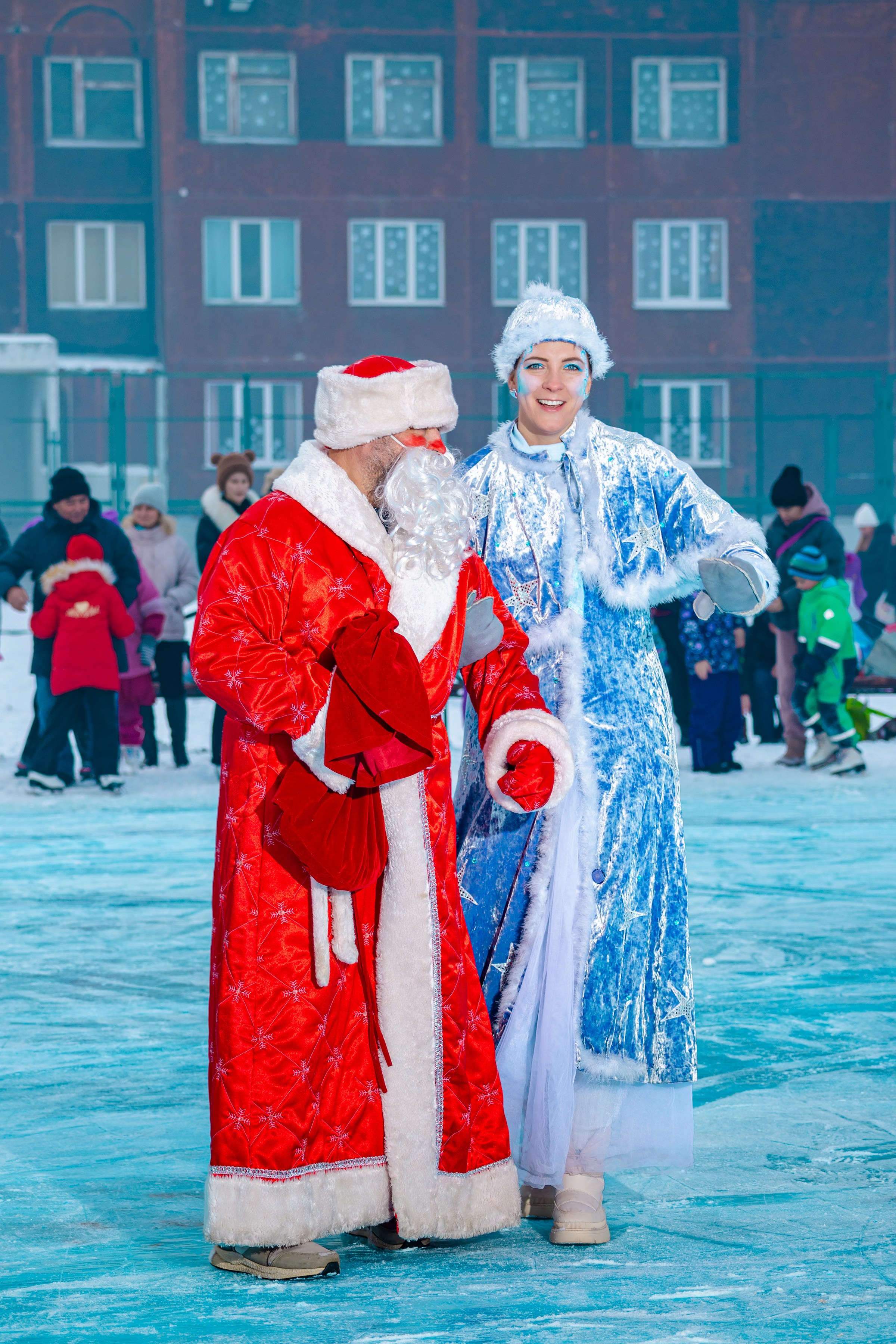 Открытие катка в СОШ 37. Фотограф Князев Сергей