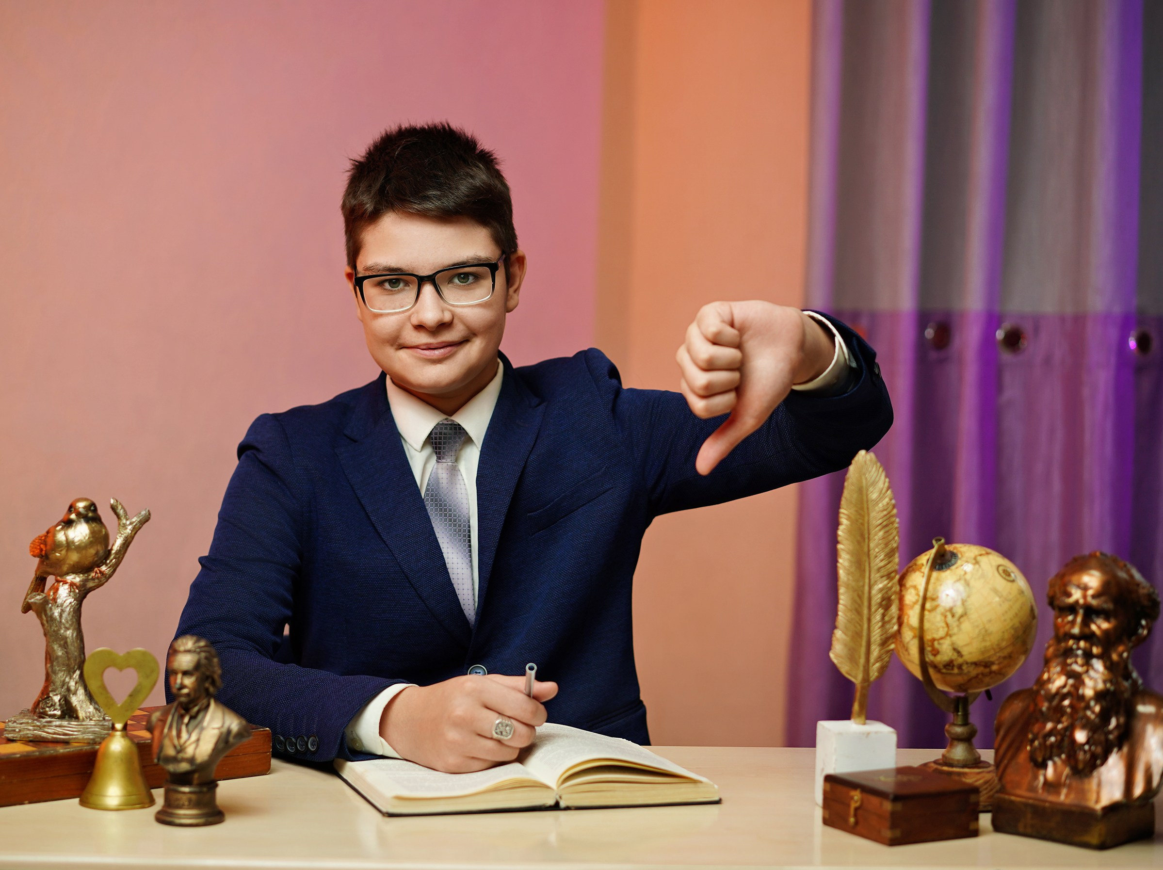 Виньетка + портреты. GOTRA — выпускные альбомы в Тюмени