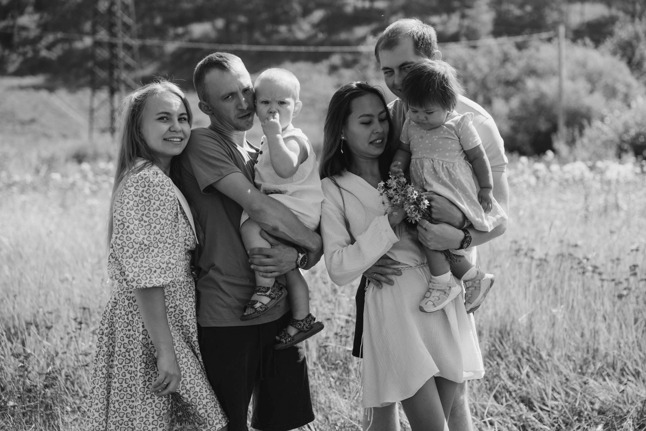 Семейная съёмка в поле. Свадебный, семейный фотограф в Иркутске Светлана Макаричева