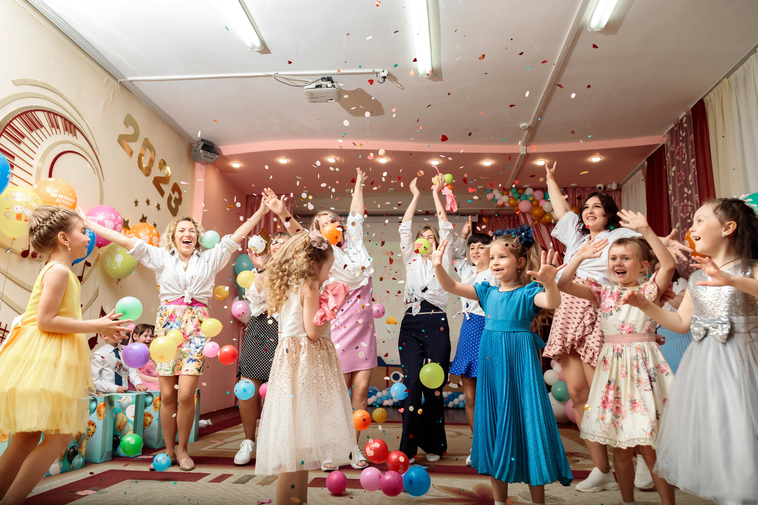 Выпускной. Выпускные альбомы — заказать альбом на выпускной в Новосибирске