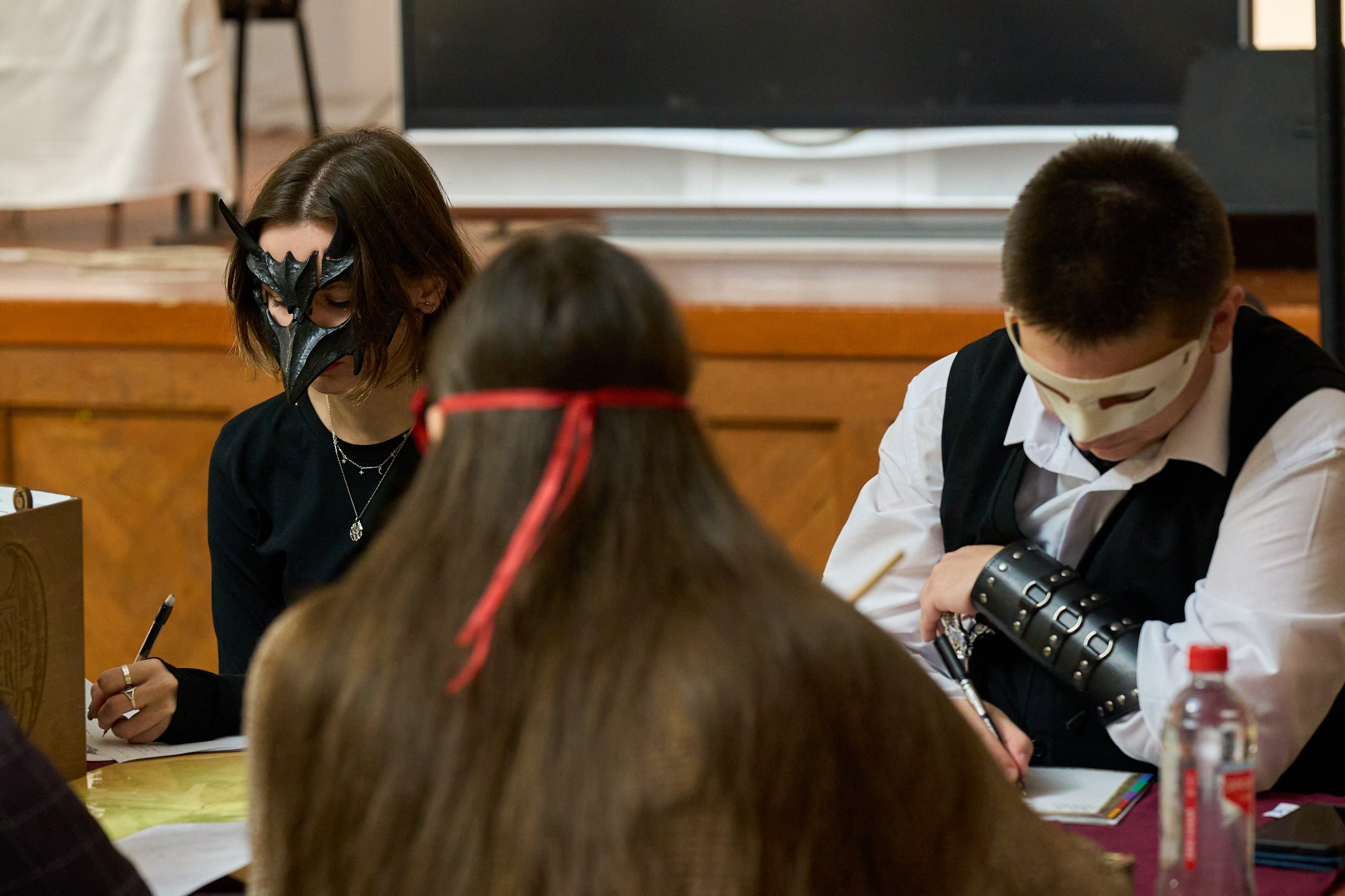 Фотографирует красивое Денис Горностаев