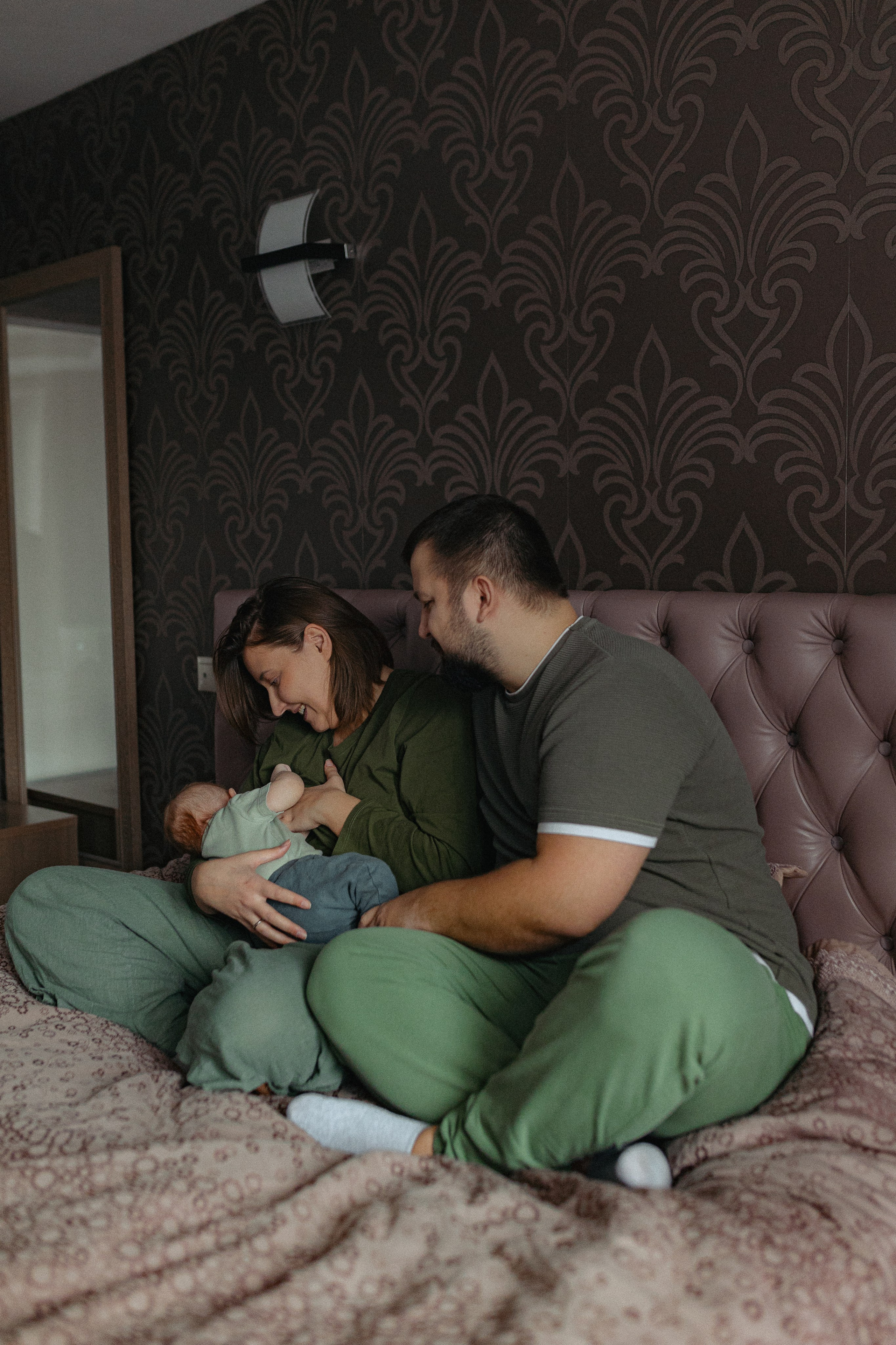 Домашняя семейная фотосессия с малышом. Портретный и семейный фотограф в Москве Мария Рослякова