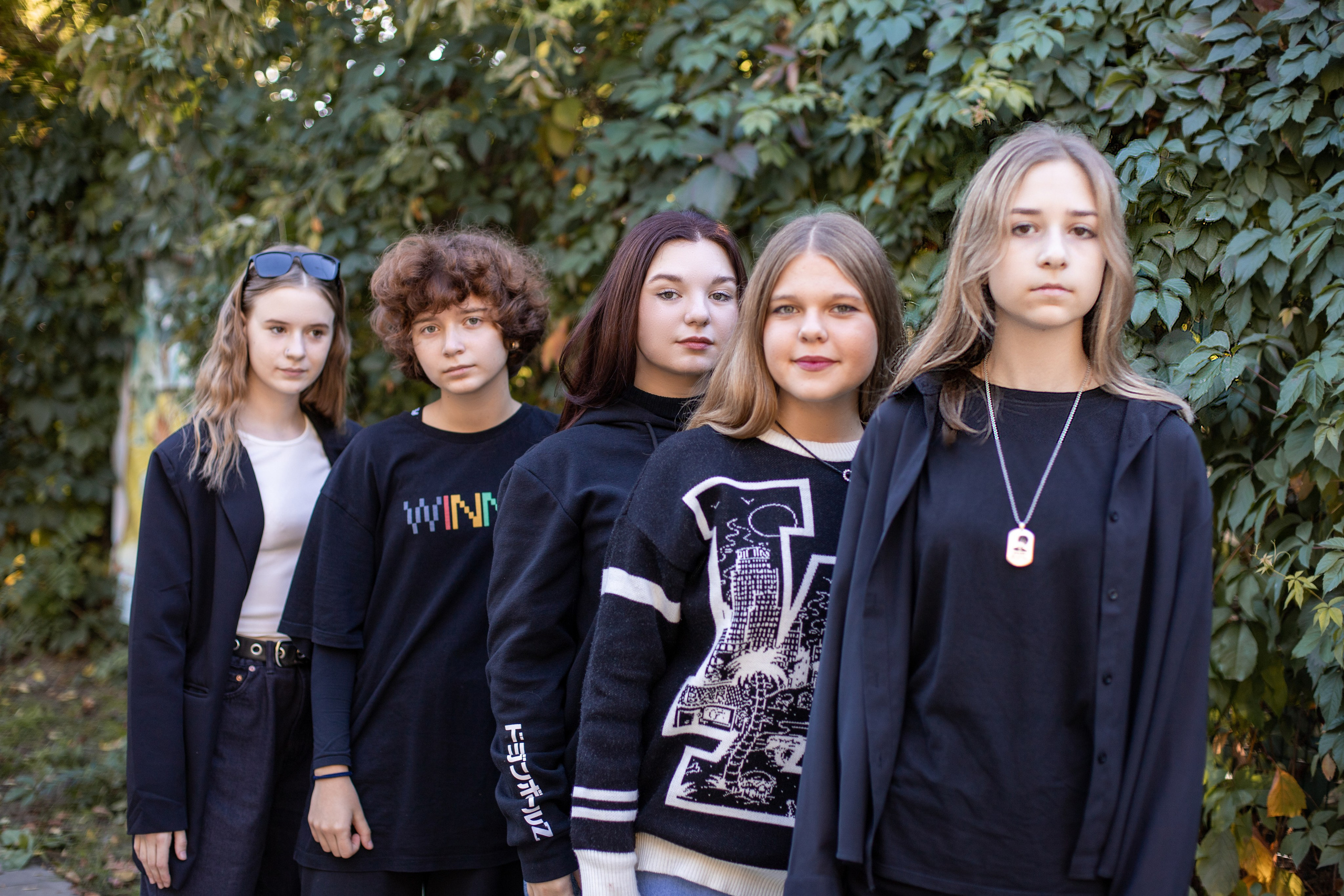 Пример уличной фотосессии 9 класс 34 школы г. Таганрога. Выпускные альбомы в Таганроге и Ростовской Области