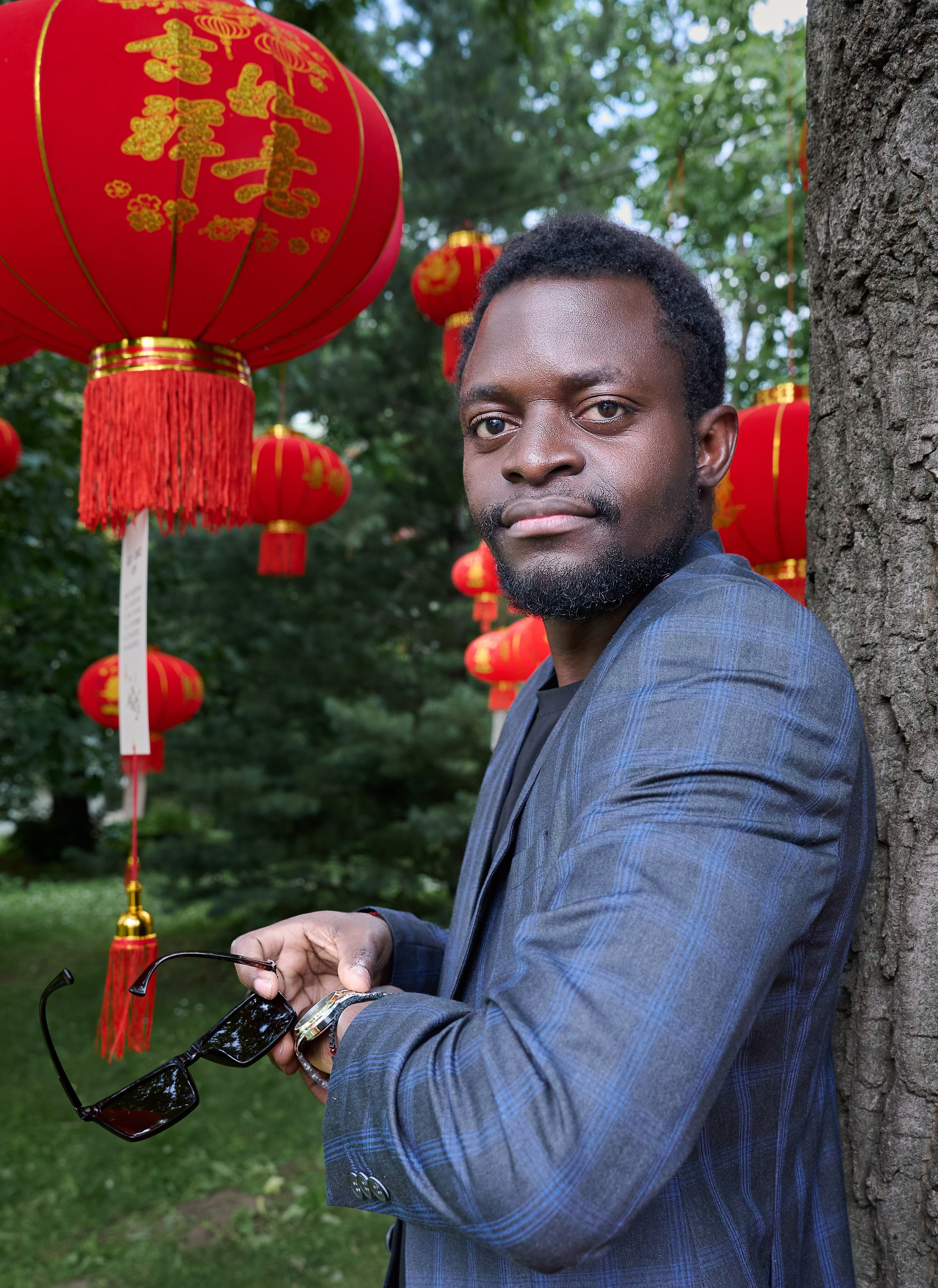 Накануне праздника китайских мучеников. Фотограф в Москве