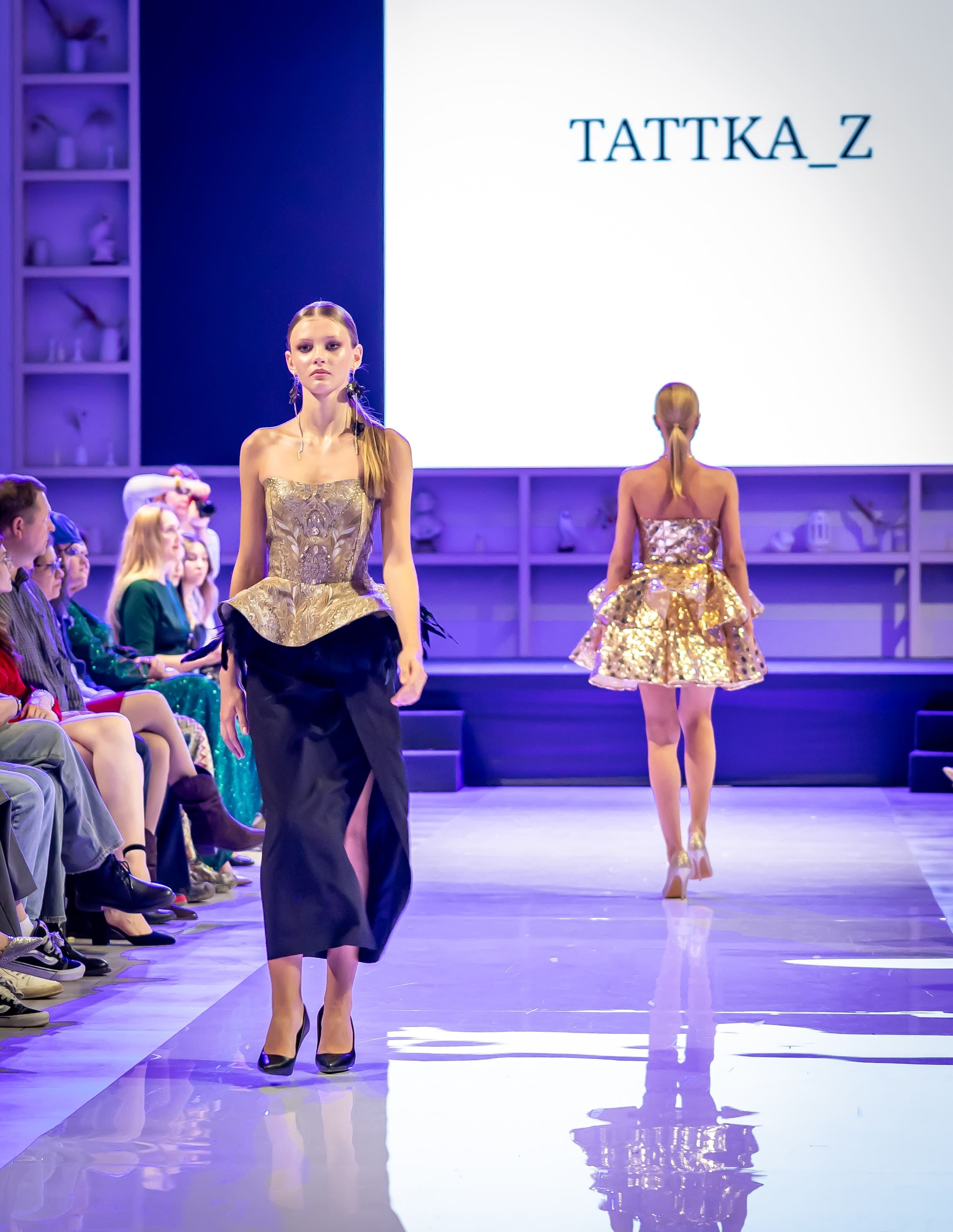 дизайнерская коллекция на подиуме Москва фешен фотограф