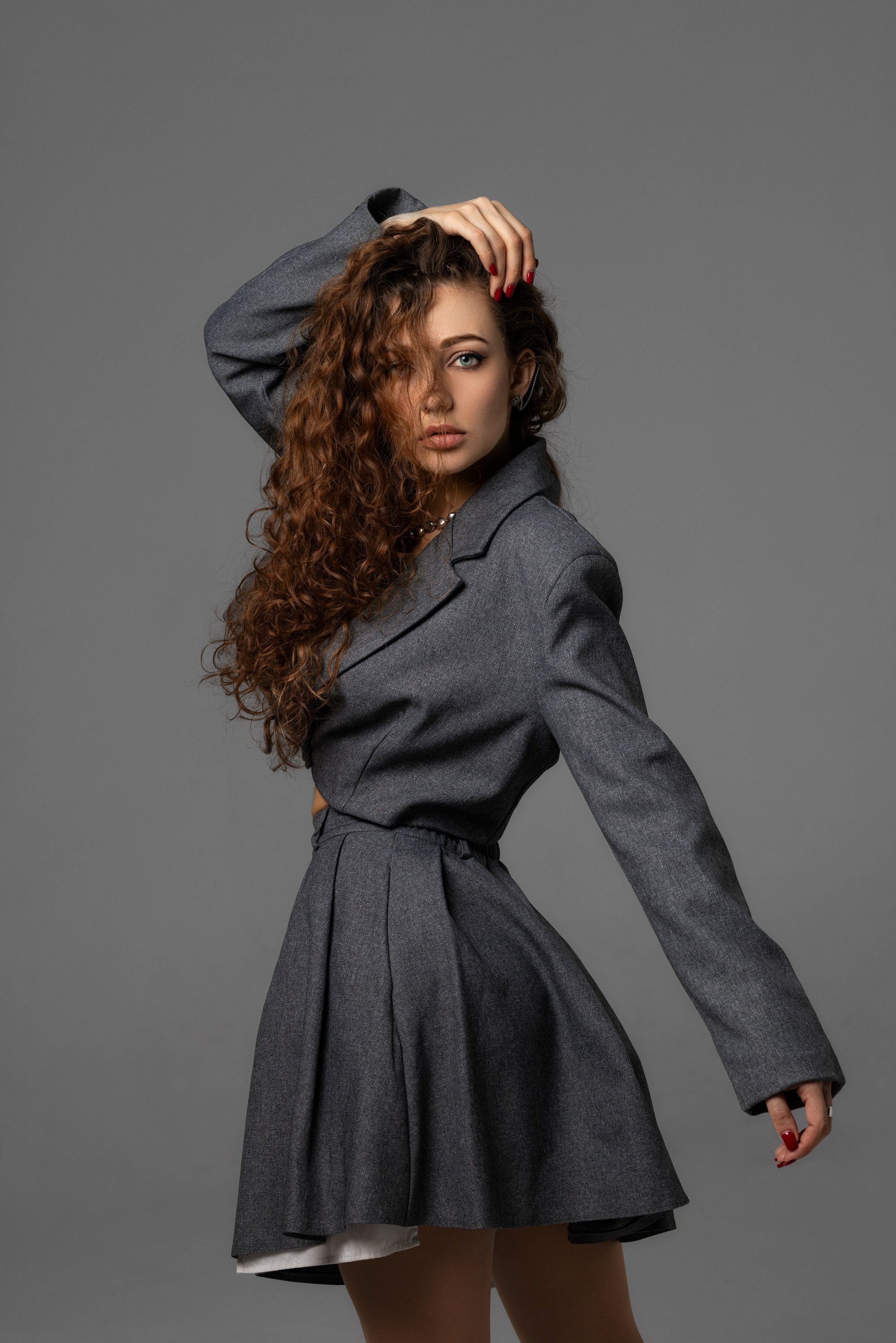 Студийная съемка на циклораме с испульсным светом с Дианой для «себя». Дмитрий Шульгин, портретный фотограф в Воронеже