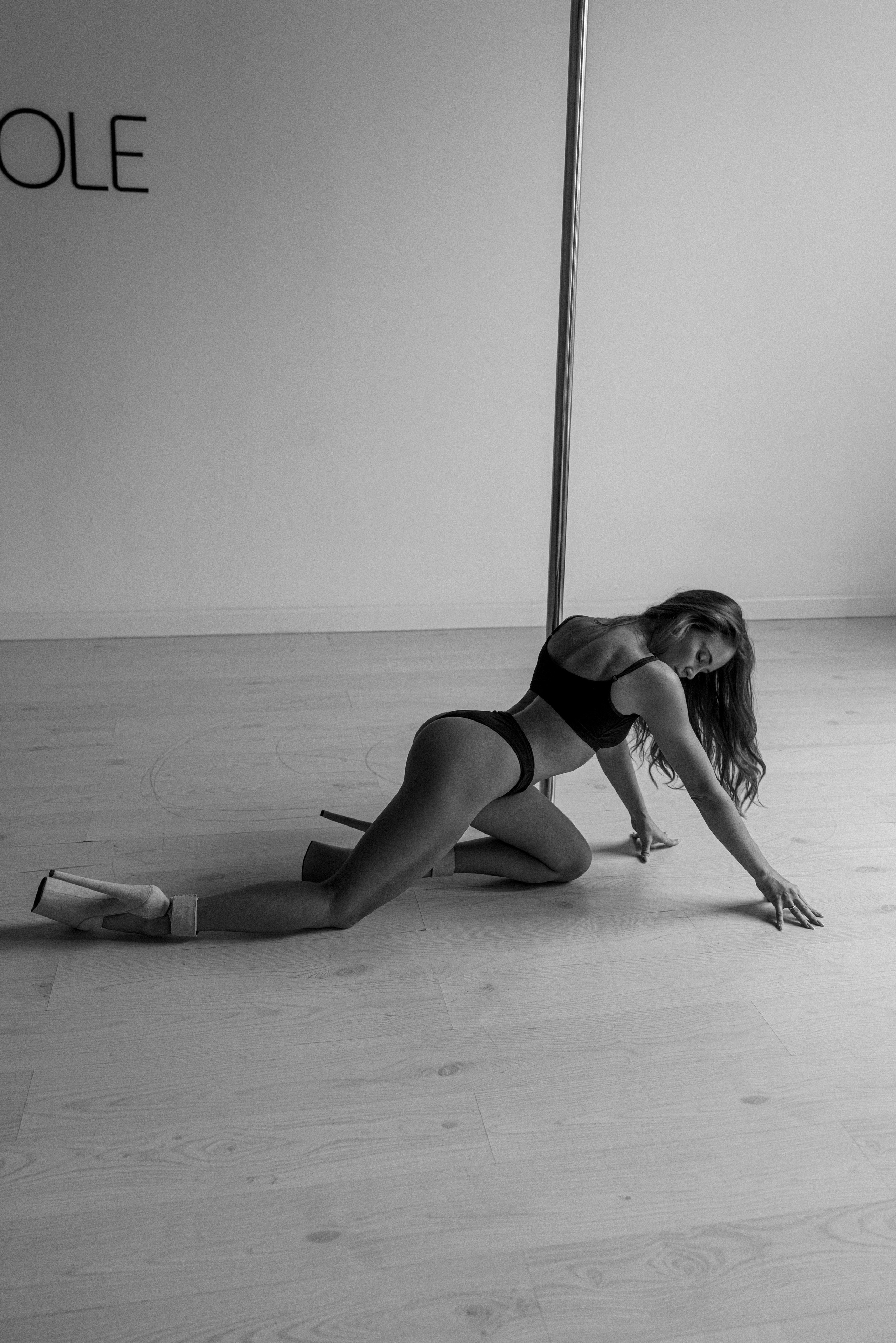 фотосессия на пилоне, пилон, полспорт, полденс, девушка на шесте, танцы на шесте, одежда для пилона, pole, polesport, poledance, polegirl, premium pole, premiumpole, premiumpolewear, премиумполденс, премиум пол, фотосъемка с пилоном, девушка с пилоном, фотосессия красивой девушки, спортивная девушка, диета