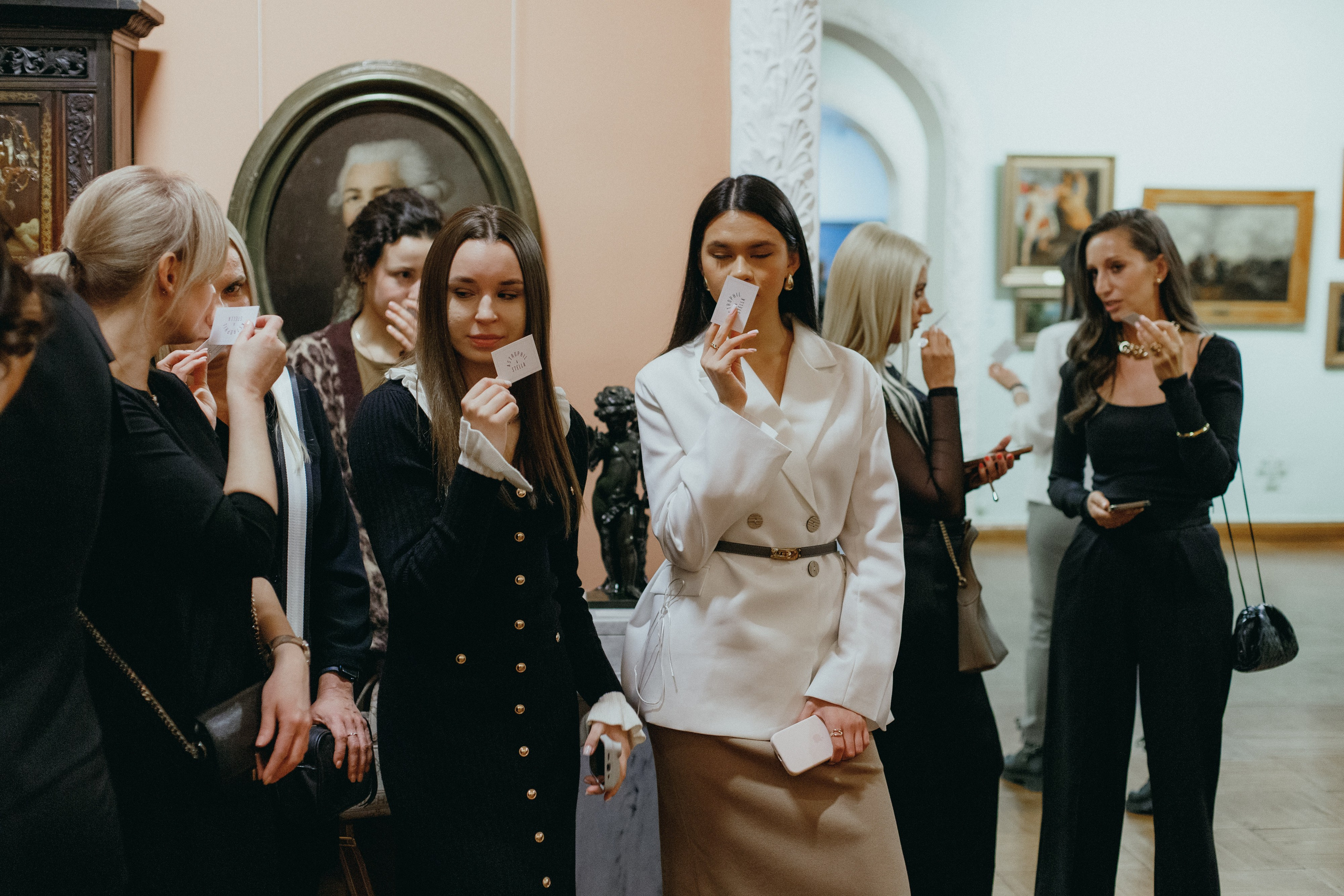 VITRINA BEAUTY — НОТЫ. МУЗЫКАЛЬНЫЙ ВЕЧЕР. СВОИ. ФОТООТЧЕТЫ-СОБЫТИЯ-МЕСТА