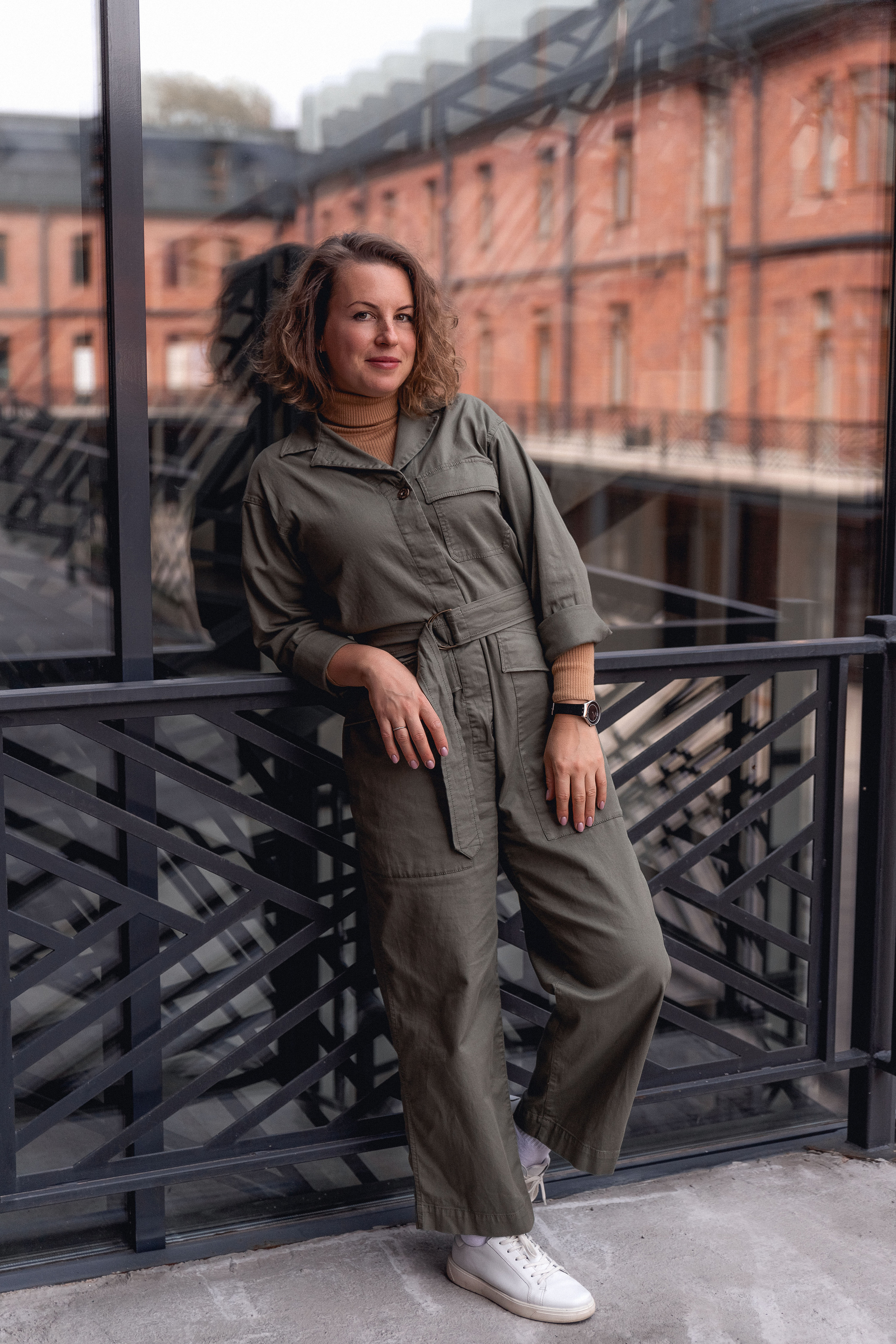 Прогулка с Дашей в пространстве SENO. Катерина Растокина фотограф в Санкт-Петербурге