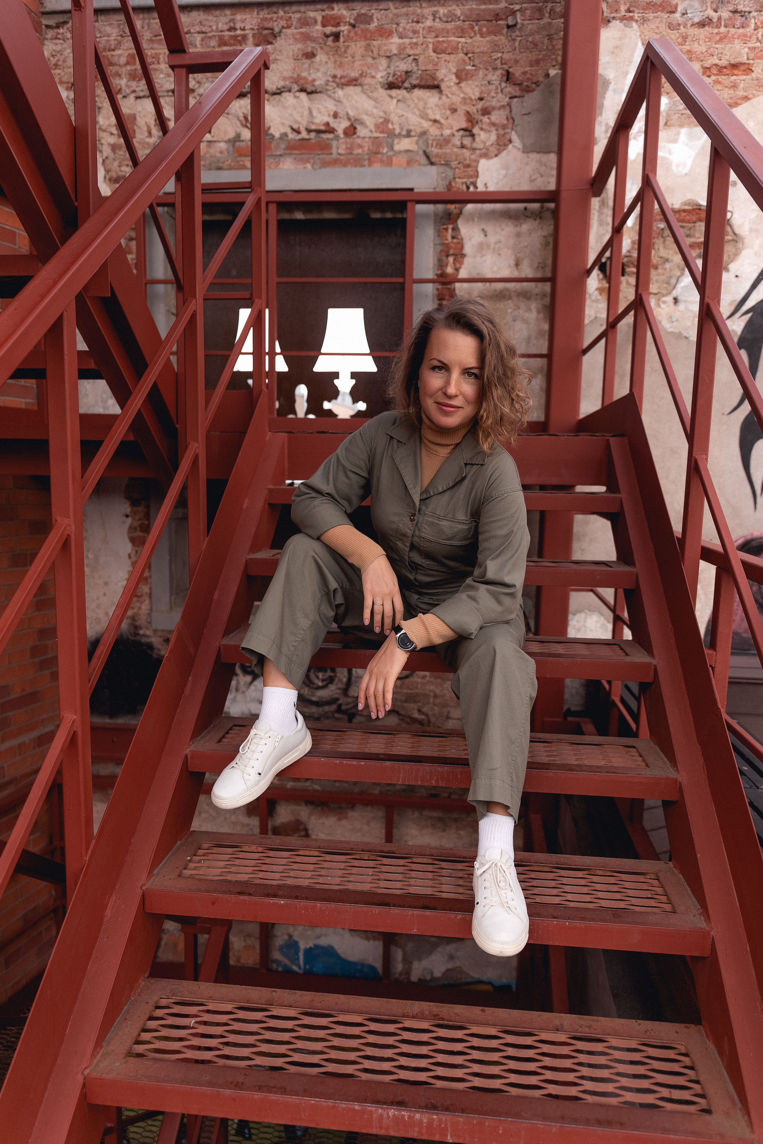 Прогулка с Дашей в пространстве SENO. Катерина Растокина фотограф в Санкт-Петербурге