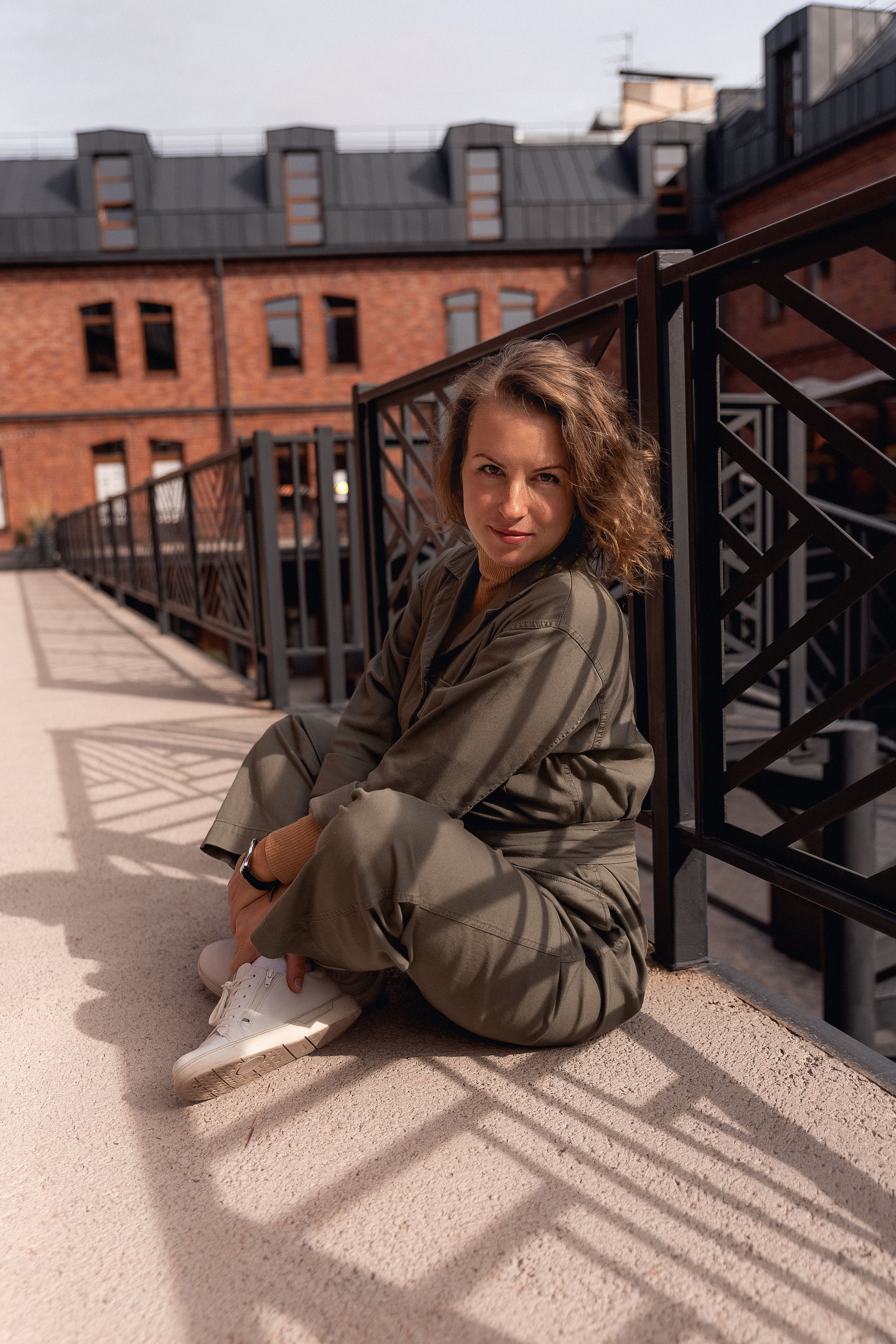 Прогулка с Дашей в пространстве SENO. Катерина Растокина фотограф в Санкт-Петербурге