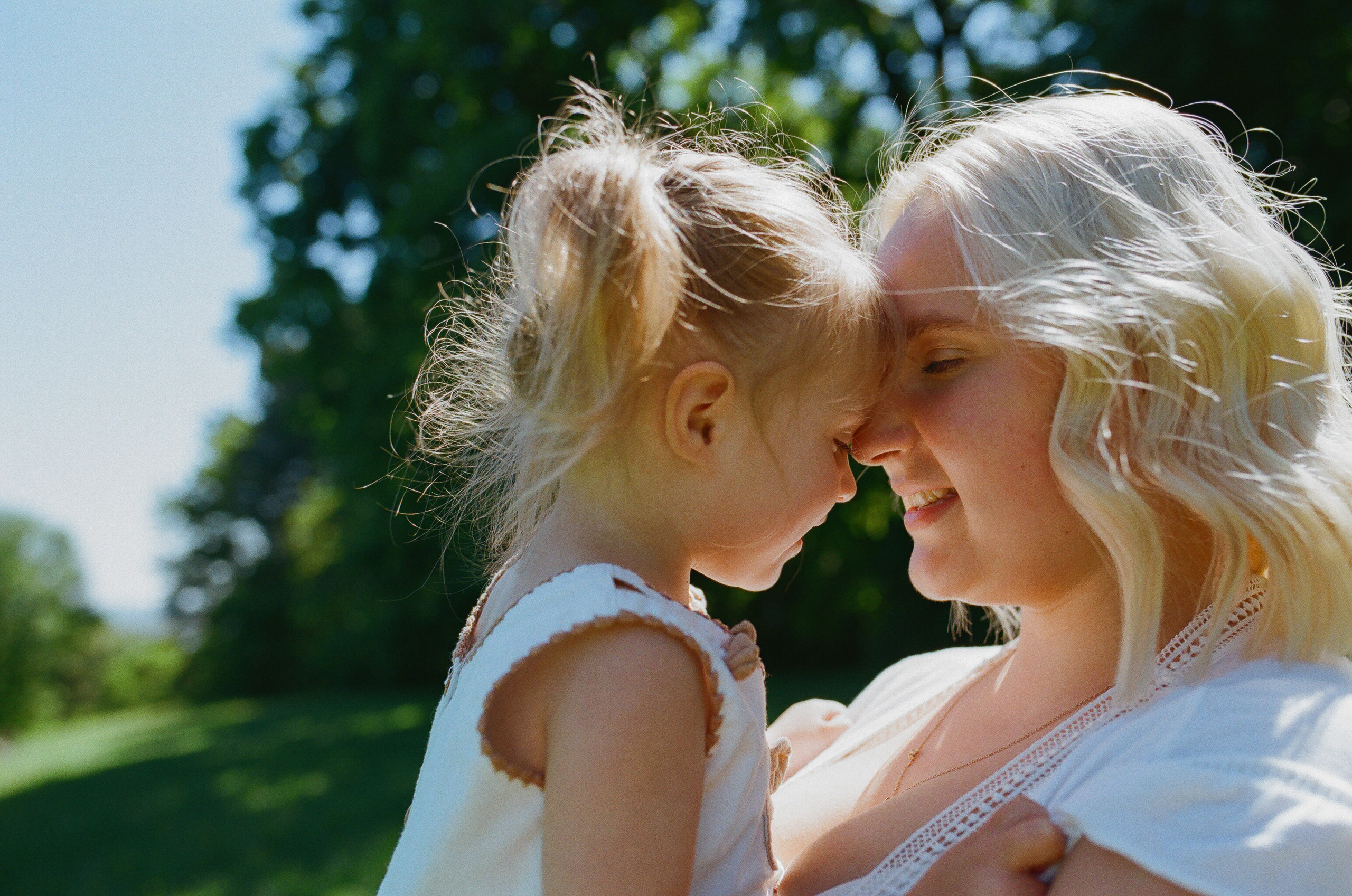 Family. Film photographer in Los Angeles Anastasiya Pankova