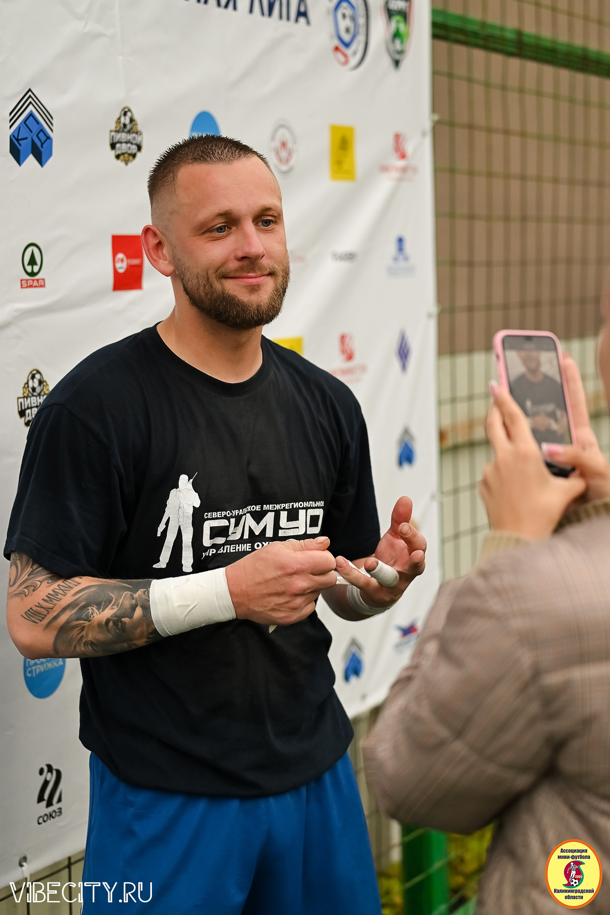ИГРЫ МИНИ-ФУТБОЛЬНОЙ И КОРПОРАТИВНОЙ ЛИГИ. VIBECITY.RU Вайб Сити Ру Фоторепортажи Фотоотчеты Калининград