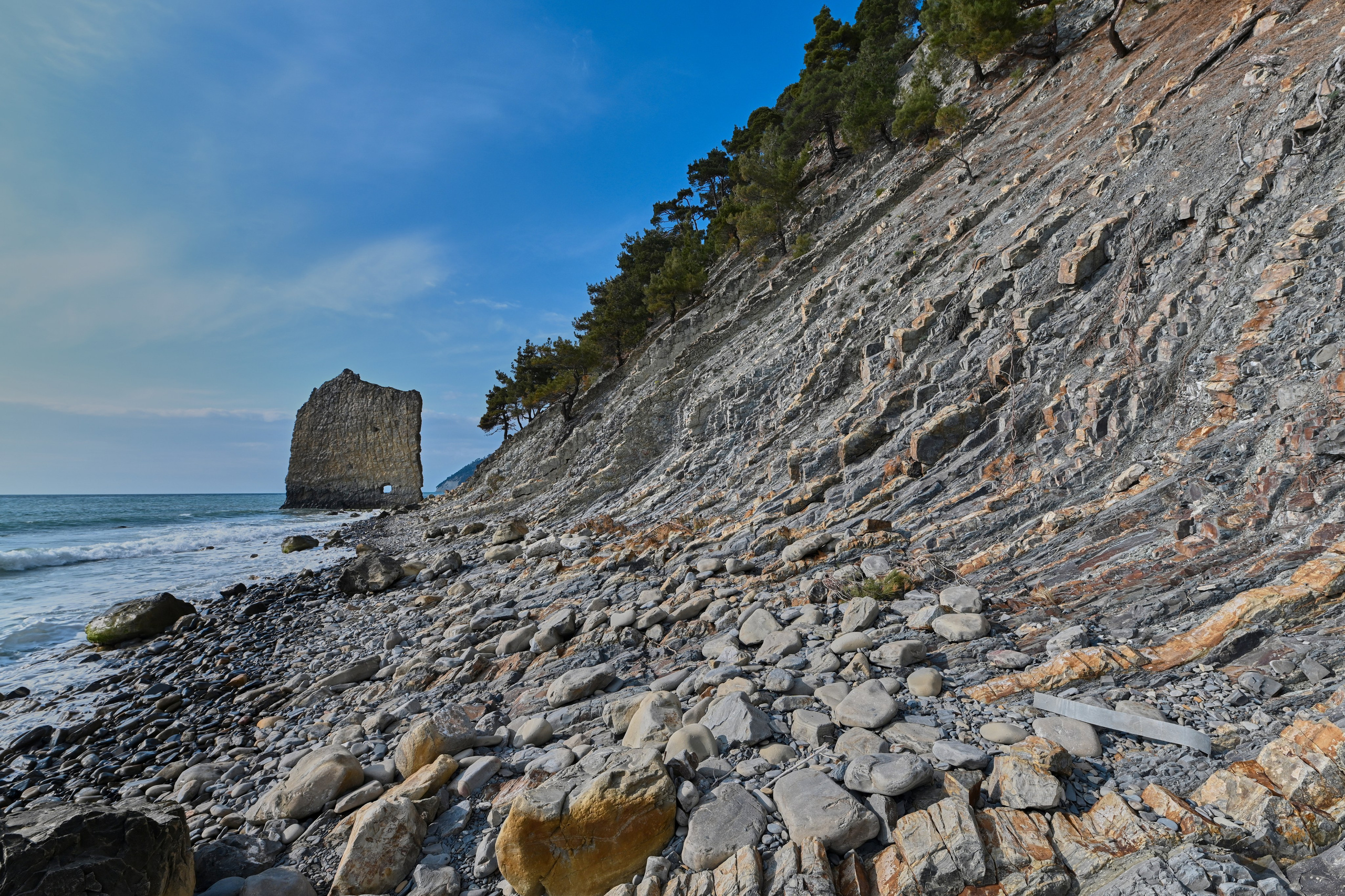 скала Парус, поселок Прасковеевка