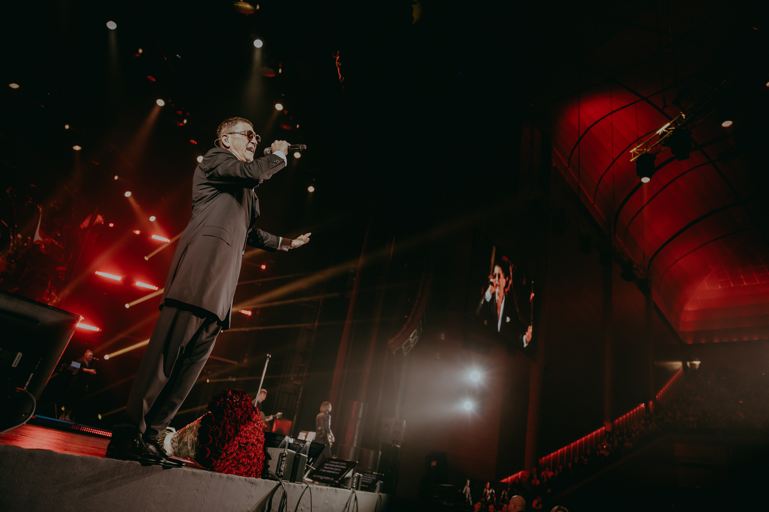 Сольный концерт Григория Лепса в Москве в Crocus City Hall. «Птичка на проводе»: информационный портал в Москве