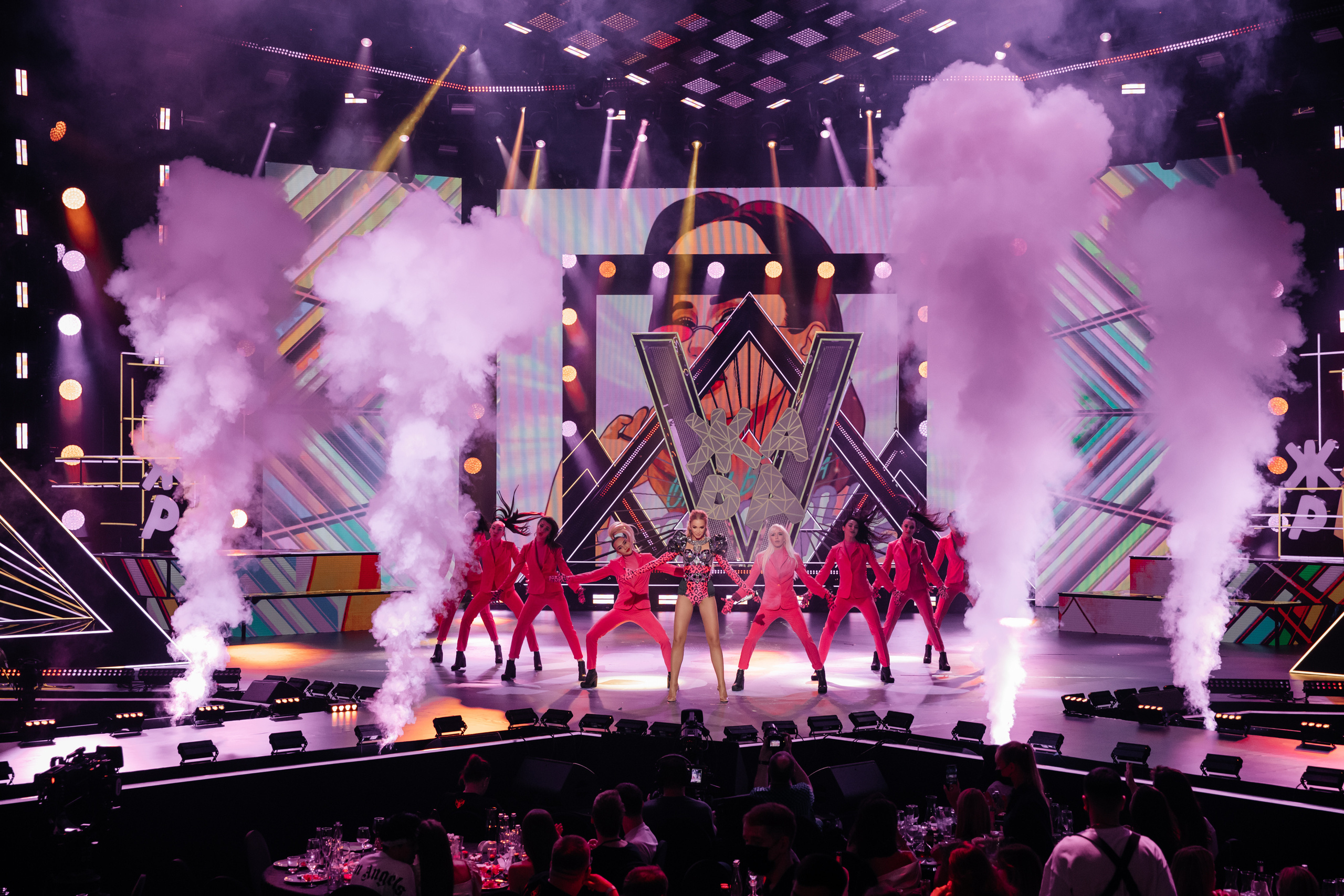 Ольга Бузова на ЖАРА FEST в Crocus City Hall в Москве