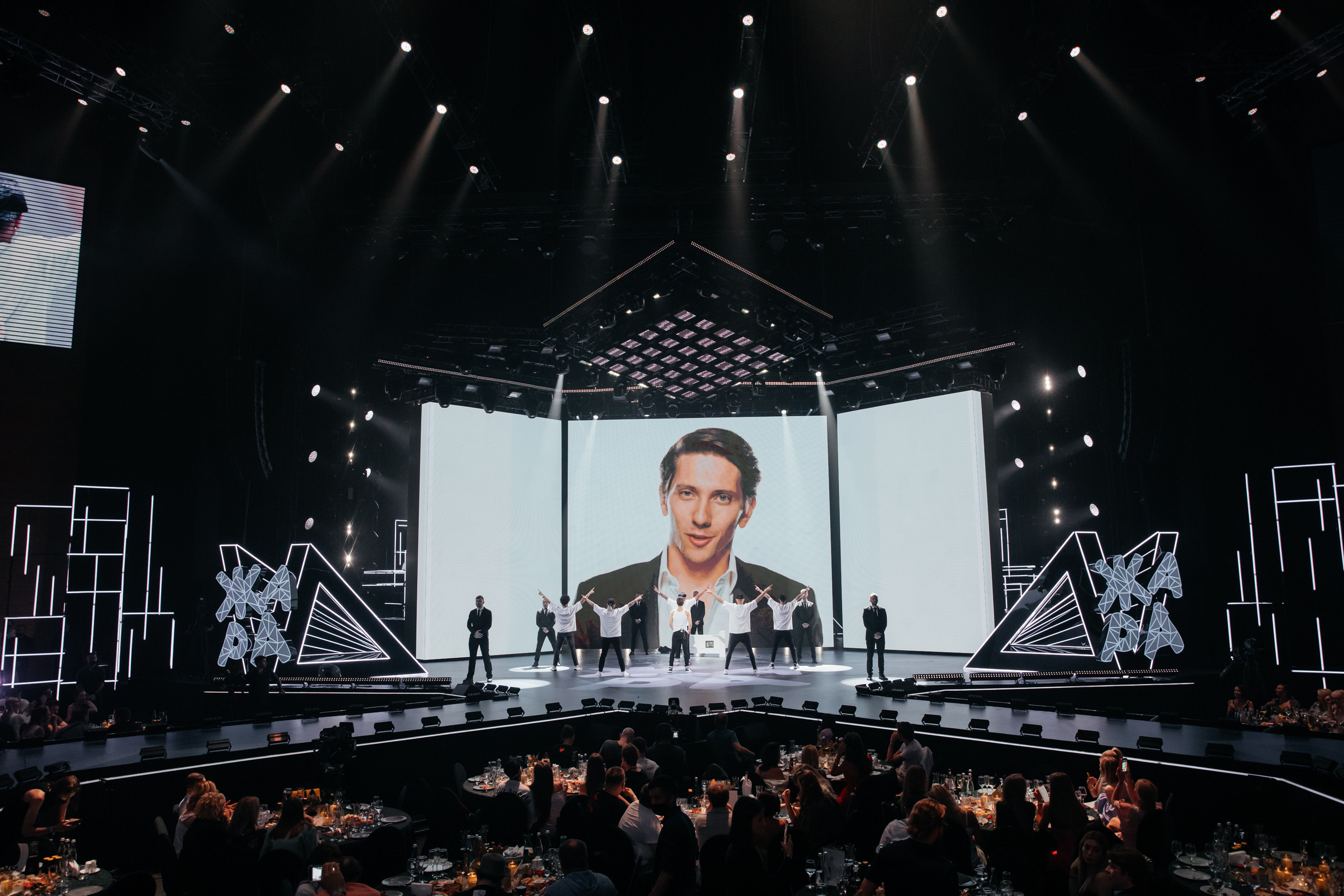 ЮрКисс на ЖАРА FEST в Crocus City Hall в Москве