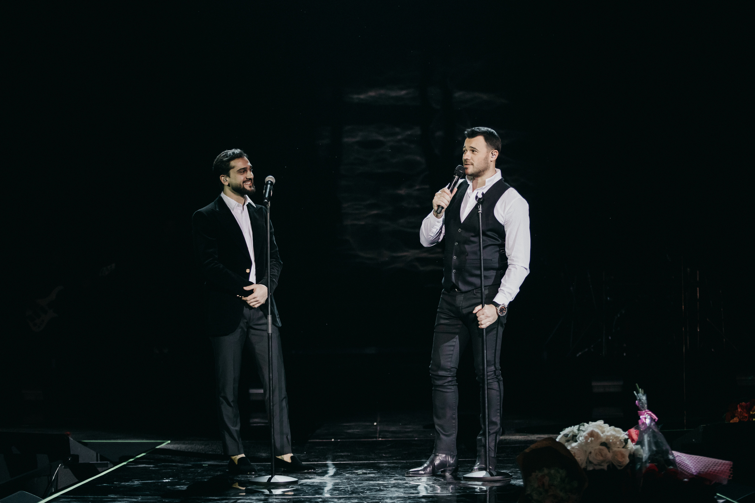 JONY и Эмин концерт в Crocus City Hall в Москве