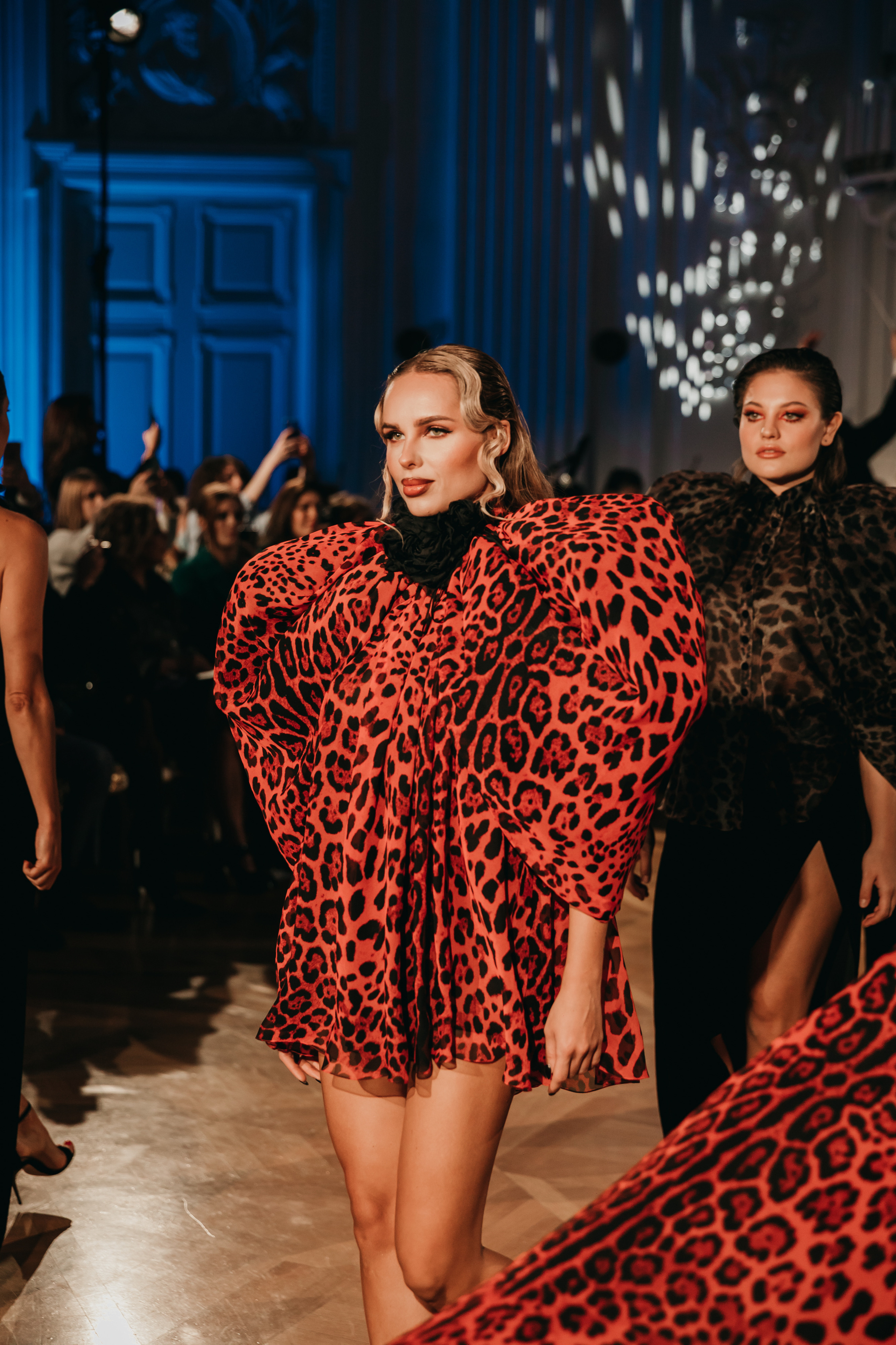 Ханна на показе дизайнера Бичолла Тетрадзе в рамках Недели моды в Москве