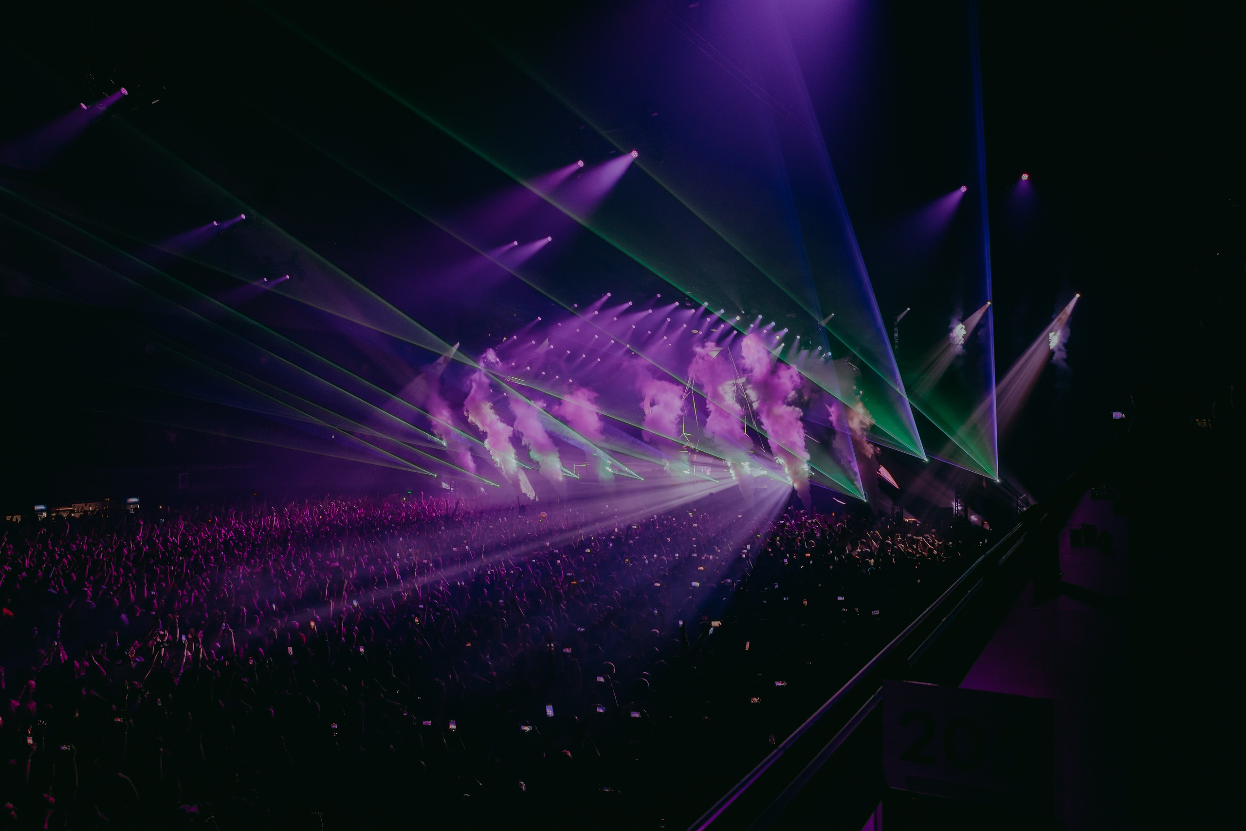 A State Of Trance «ASOT 1000» в Москве. «Птичка на проводе»: информационный портал в Москве