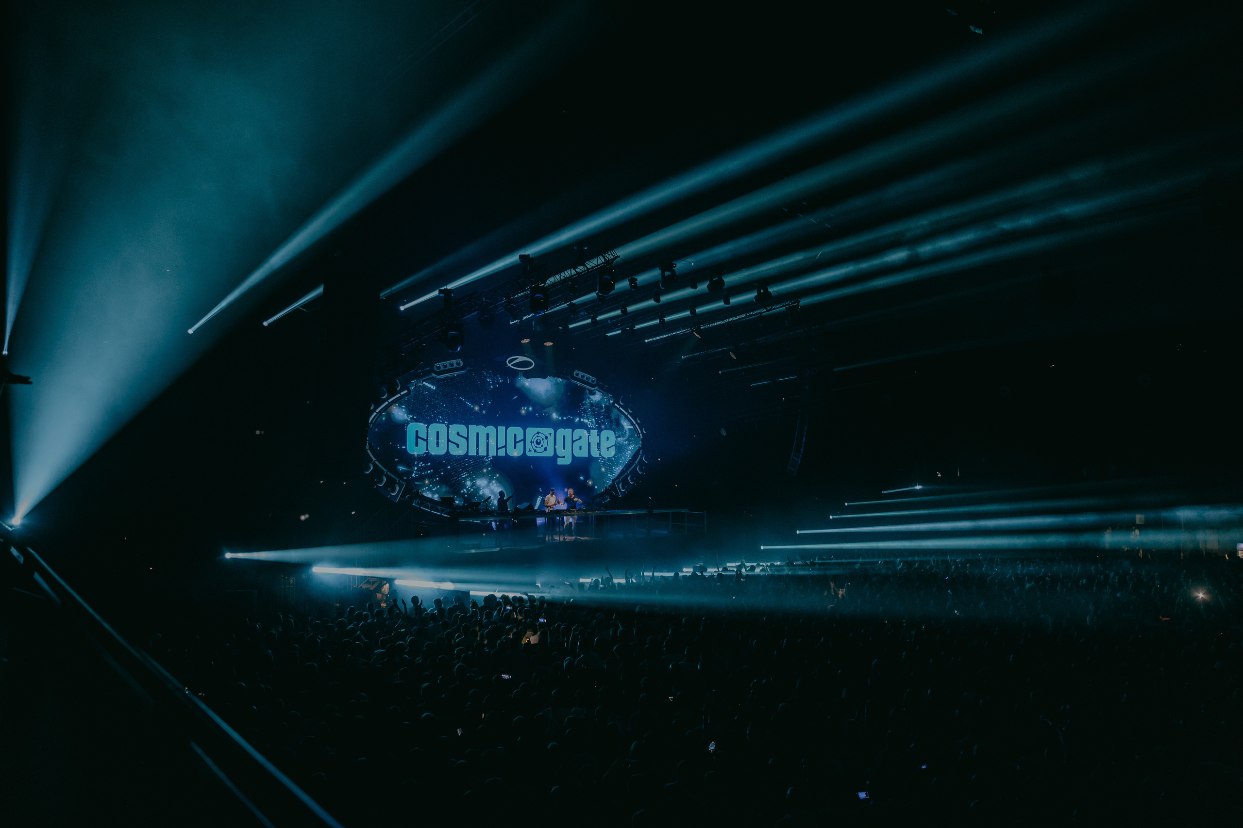 A State Of Trance «ASOT 1000» в Москве. «Птичка на проводе»: информационный портал в Москве