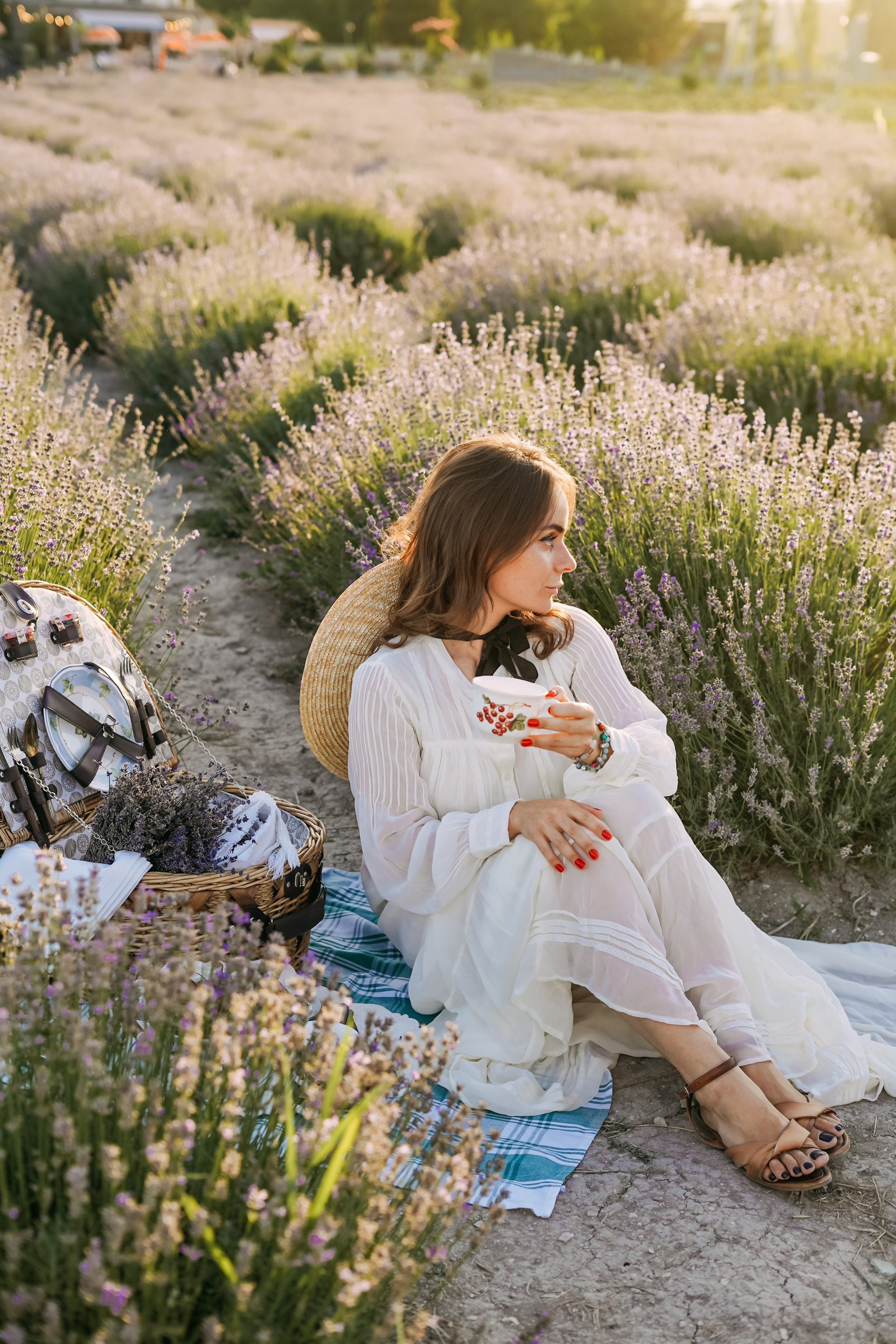 Кристина и лавандовые истории. Фотограф в Сочи и Абхазии | Фототуры | September Air