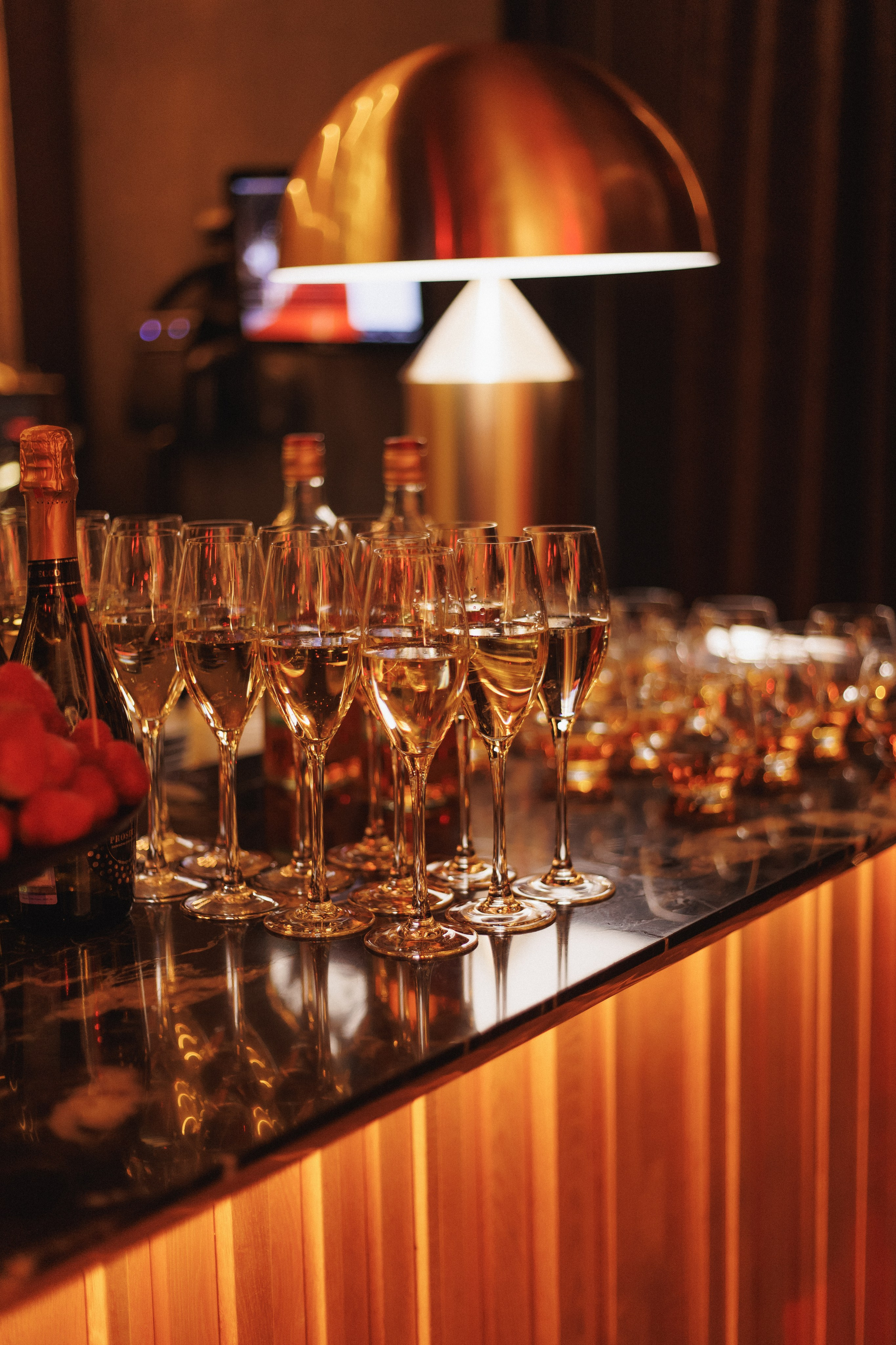 B.DAY PARTY ЖУРНАЛА •G. СВОИ. ФОТООТЧЕТЫ-СОБЫТИЯ-МЕСТА