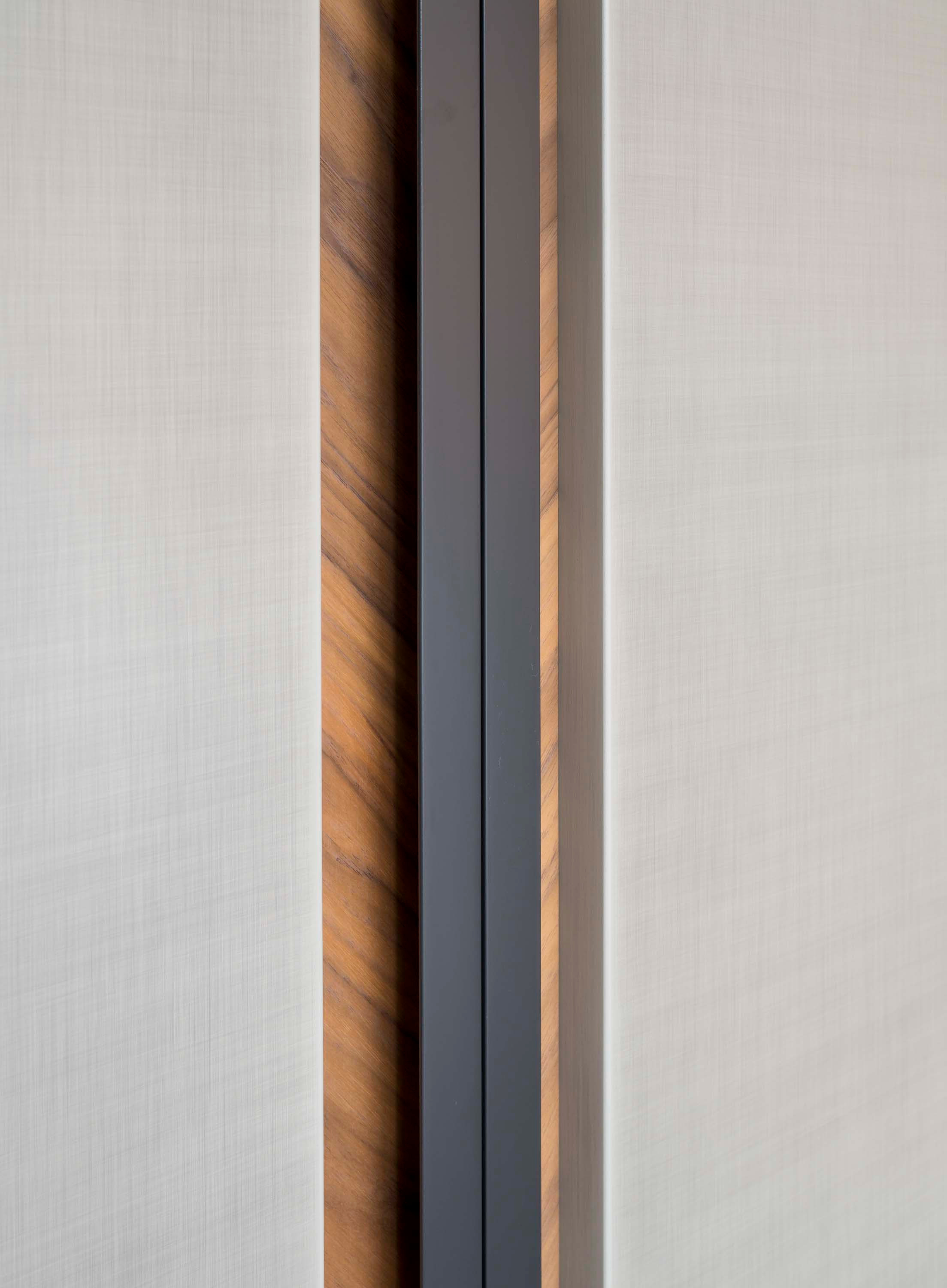 GIULIA NOVARS Manhattan. Elizarova Design Studio