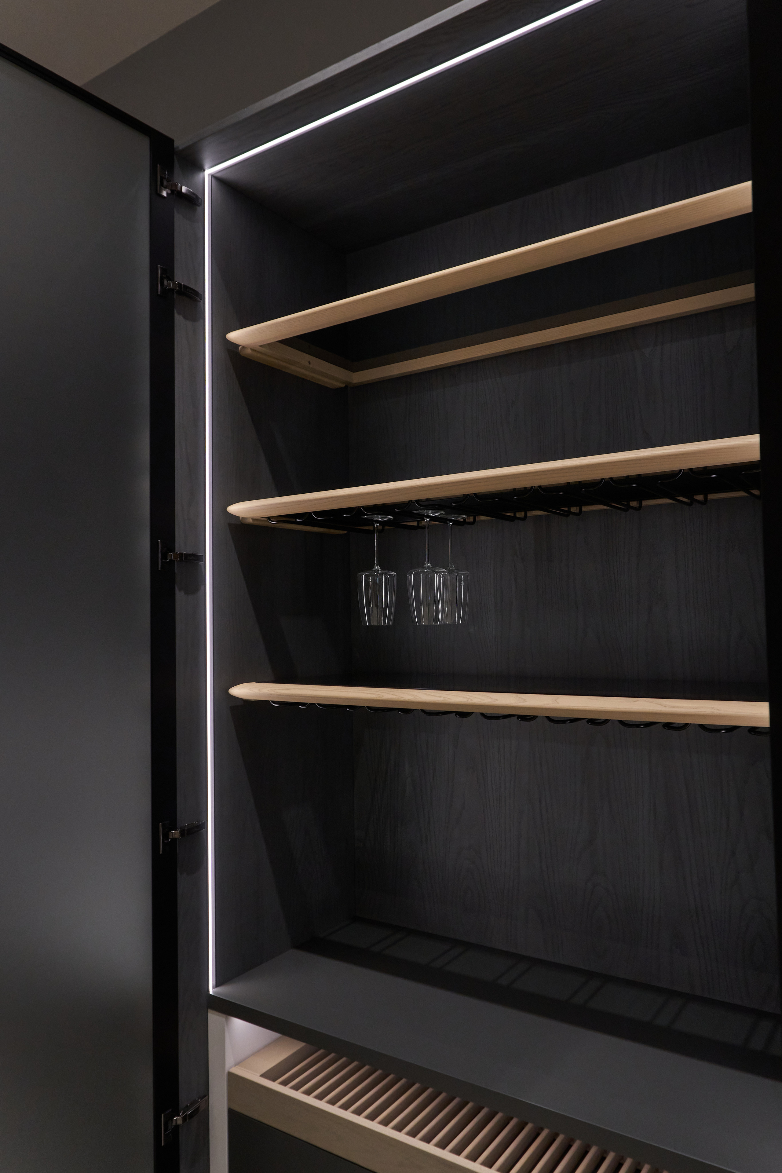 DEREBAS. Elizarova Design Studio