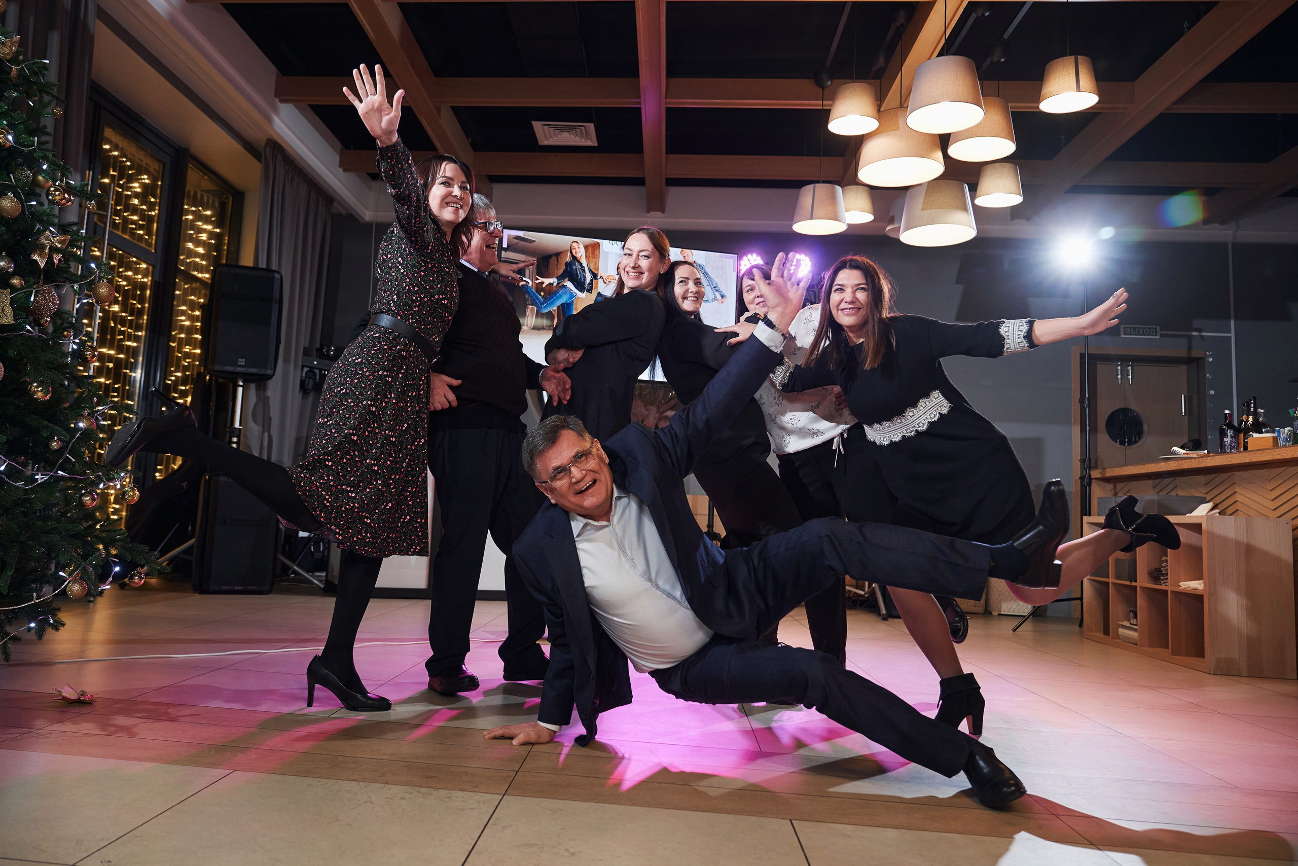 Новогодний корпоратив ДПС-Канцелярия в ресторане Медуза, Долгопрудный