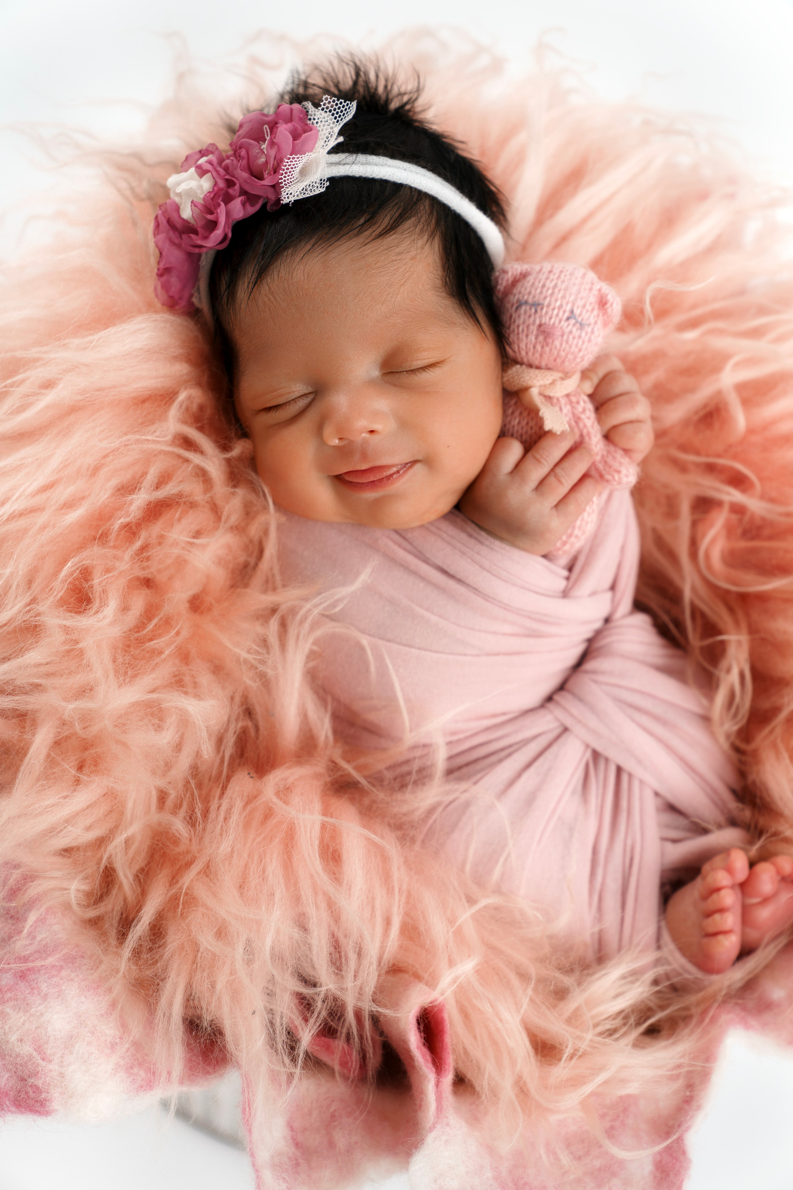 Фотосессия новорожденного (newborn). Фотограф новорожденных, детей до года и беременных в Симферополе