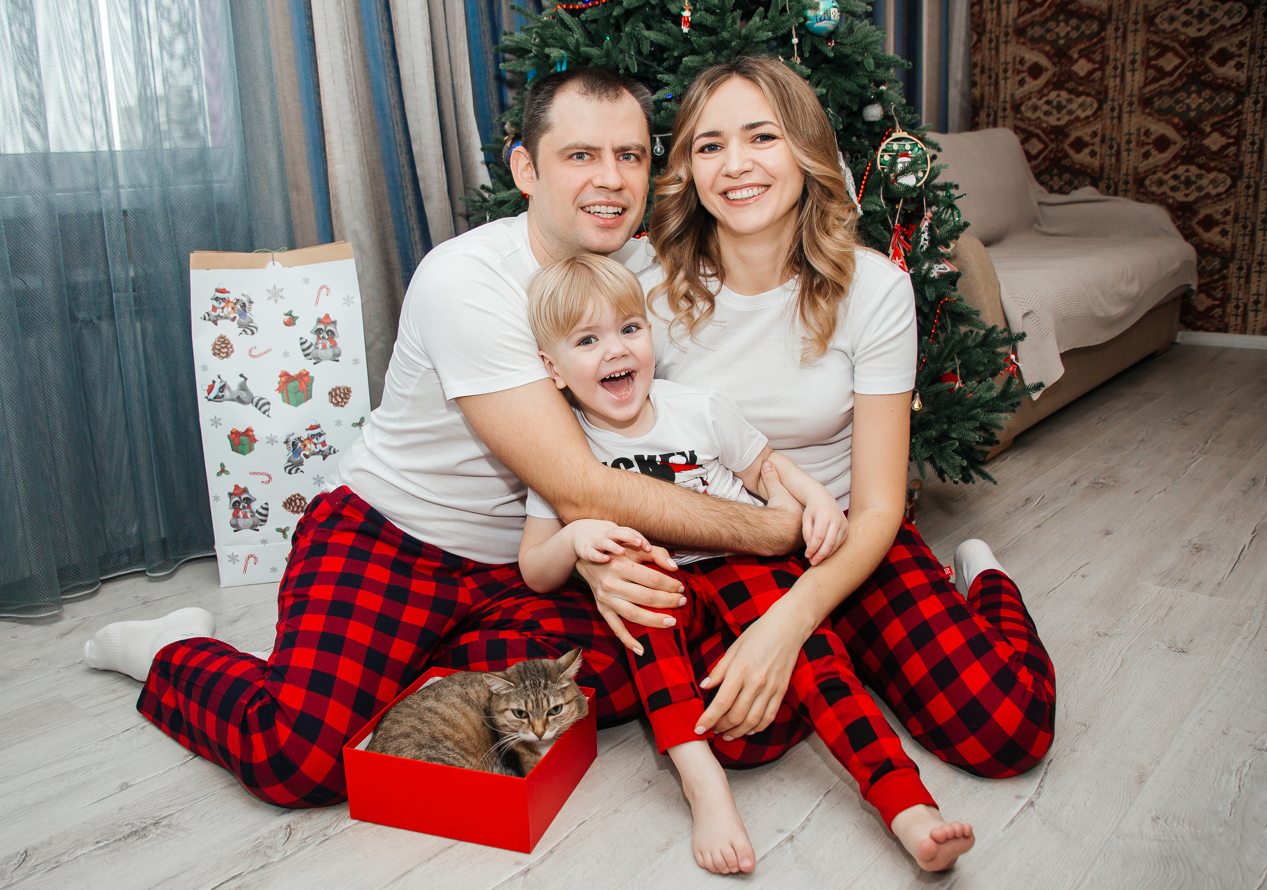 Домашняя новогодняя фотосессия. Фотограф в Красноярске Оксана Мазун