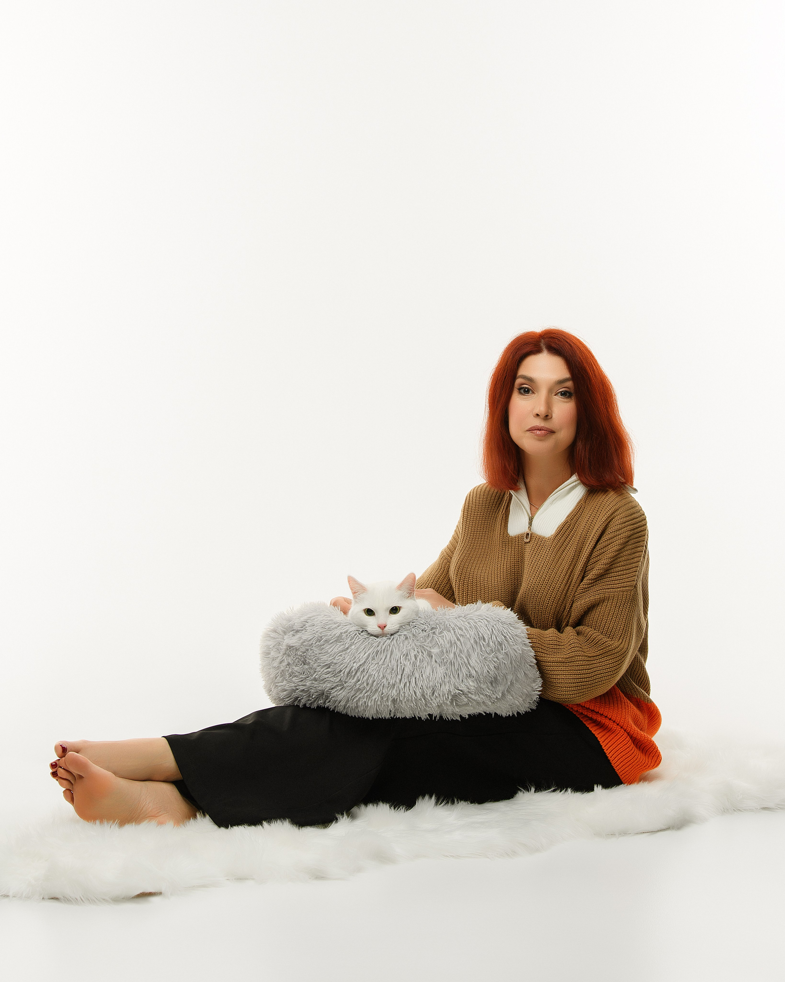 Фотосессия Виктории на циклораме. Женский фотограф в Москве Богдашкина Динара