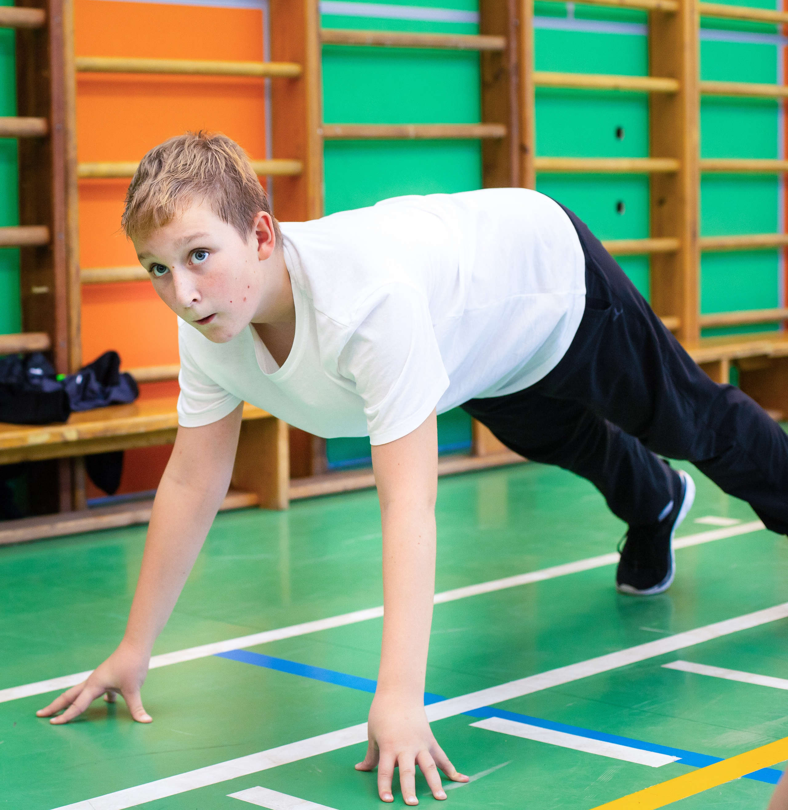 1 день в школе фото. ВЫПУСКНЫЕ АЛЬБОМЫ для детского сада и школы Санкт-Петербург и Лен. область