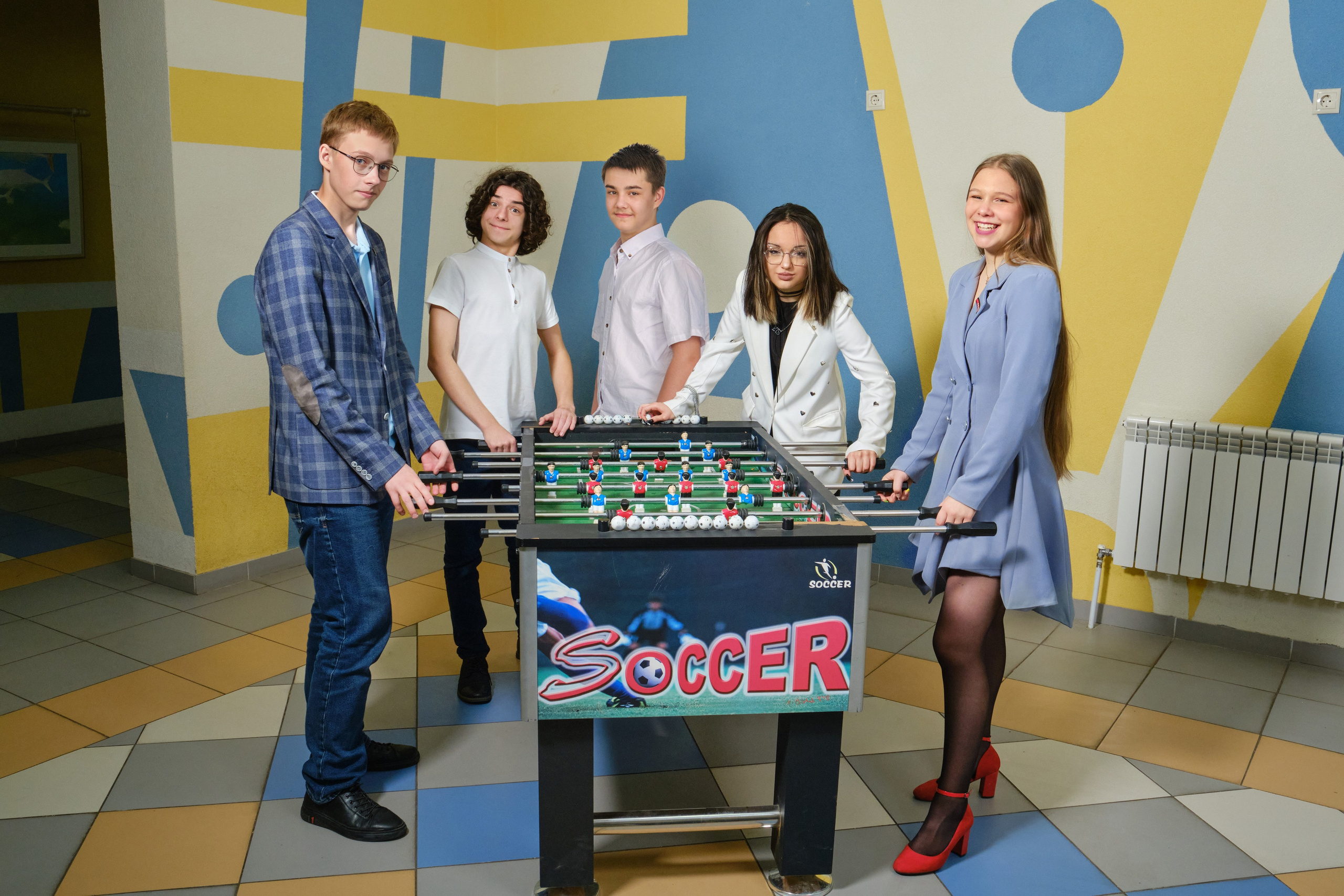 Фотосессия класса и выпускников в студии, в школе, на улице