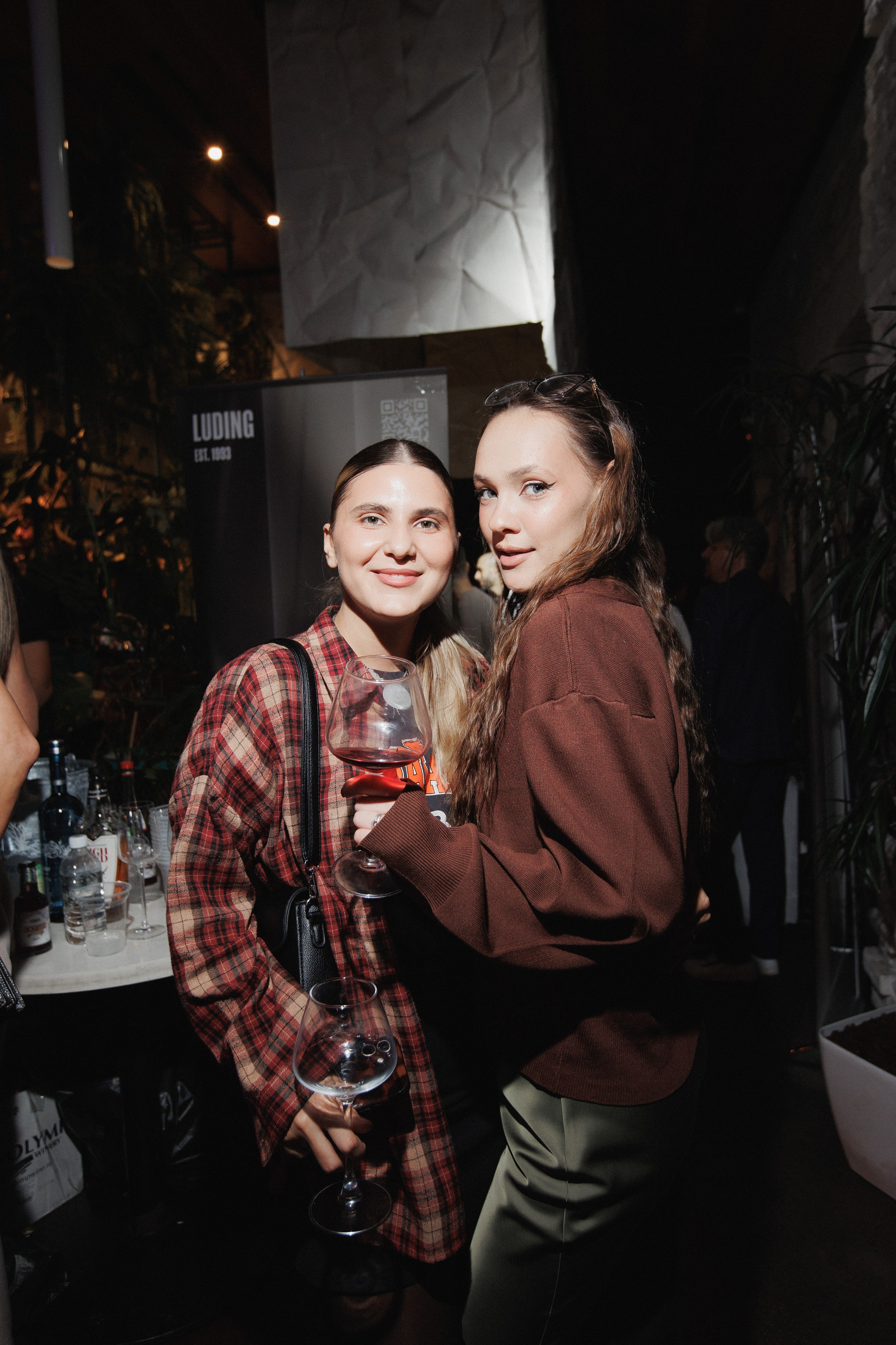 ВИННЫЙ ФЕСТИВАЛЬ. СВОИ. ФОТООТЧЕТЫ-СОБЫТИЯ-МЕСТА