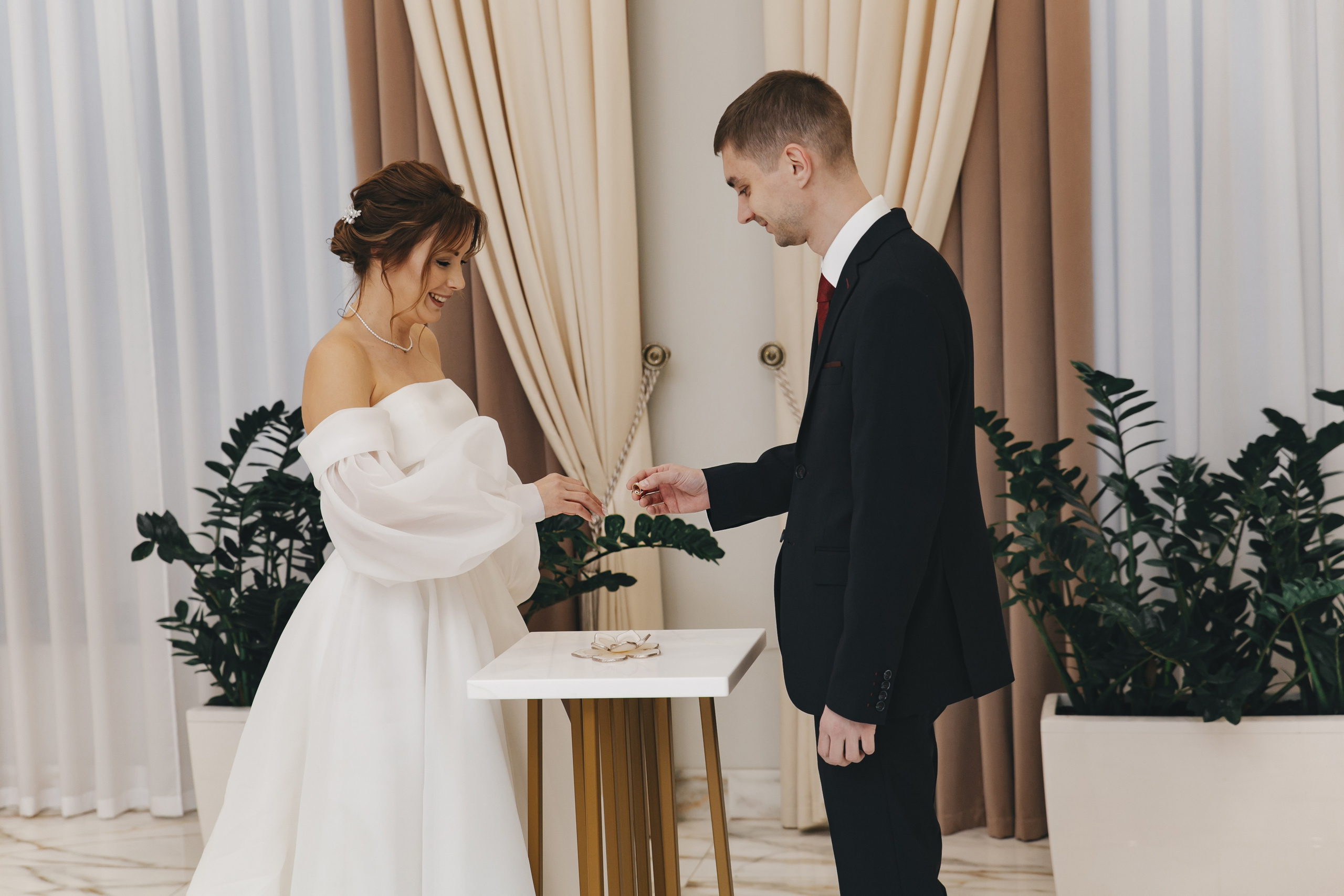 Анонс свадебная съёмка Станислав и Светлана, ЗАГС Шипиловский отдел, отель Plaza Garden. Фотограф и свадебный фотограф в Москве