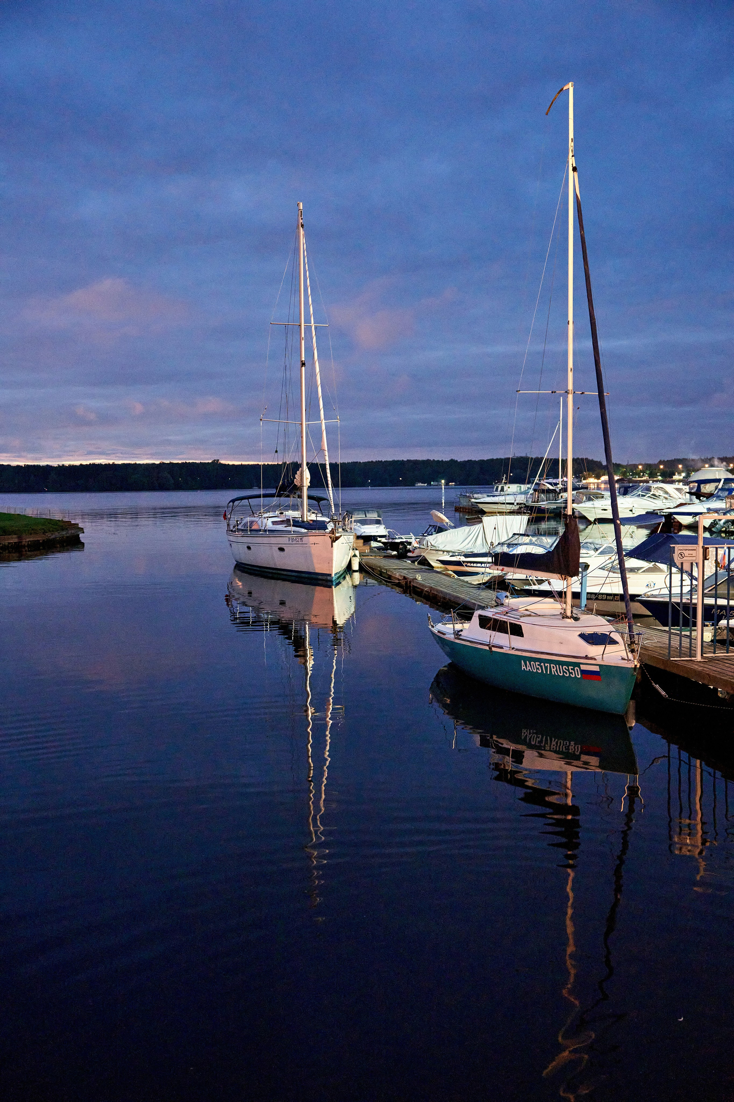 Нежная свадьба Антона и Софьи в яхт-клубе «Портофино». Фотограф Меняйло Евгений. Свадьба. Портрет. Репортаж. Семья. Контент
