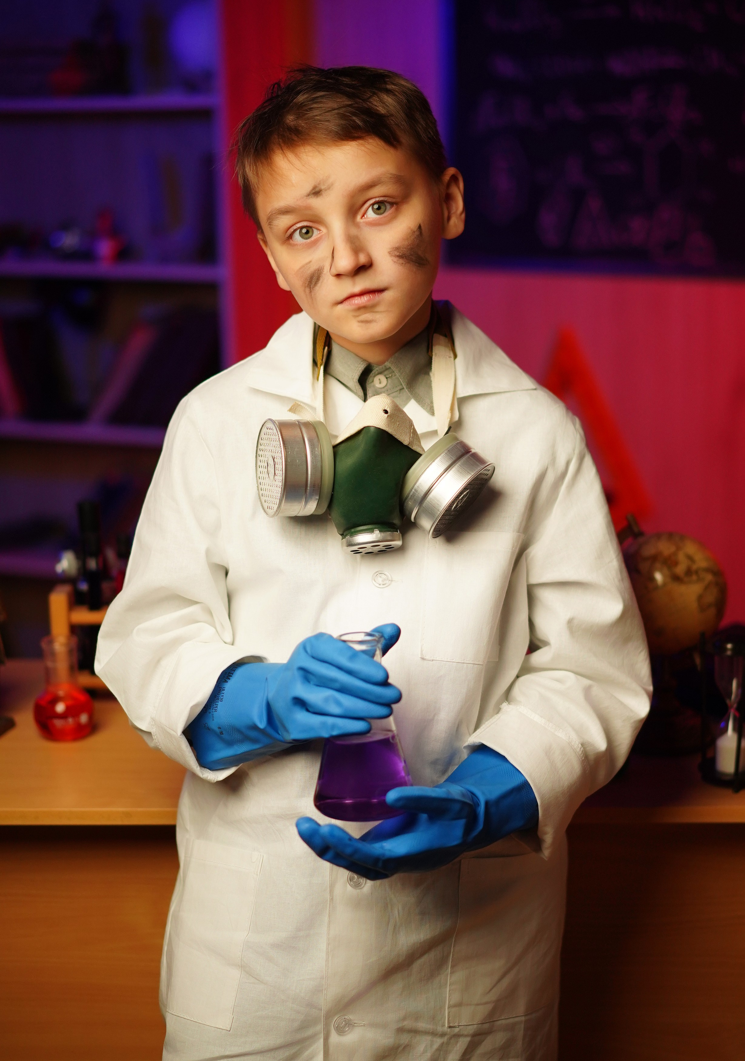 Фотосессия в стиле «Химики». GOTRA — выпускные альбомы в Тюмени