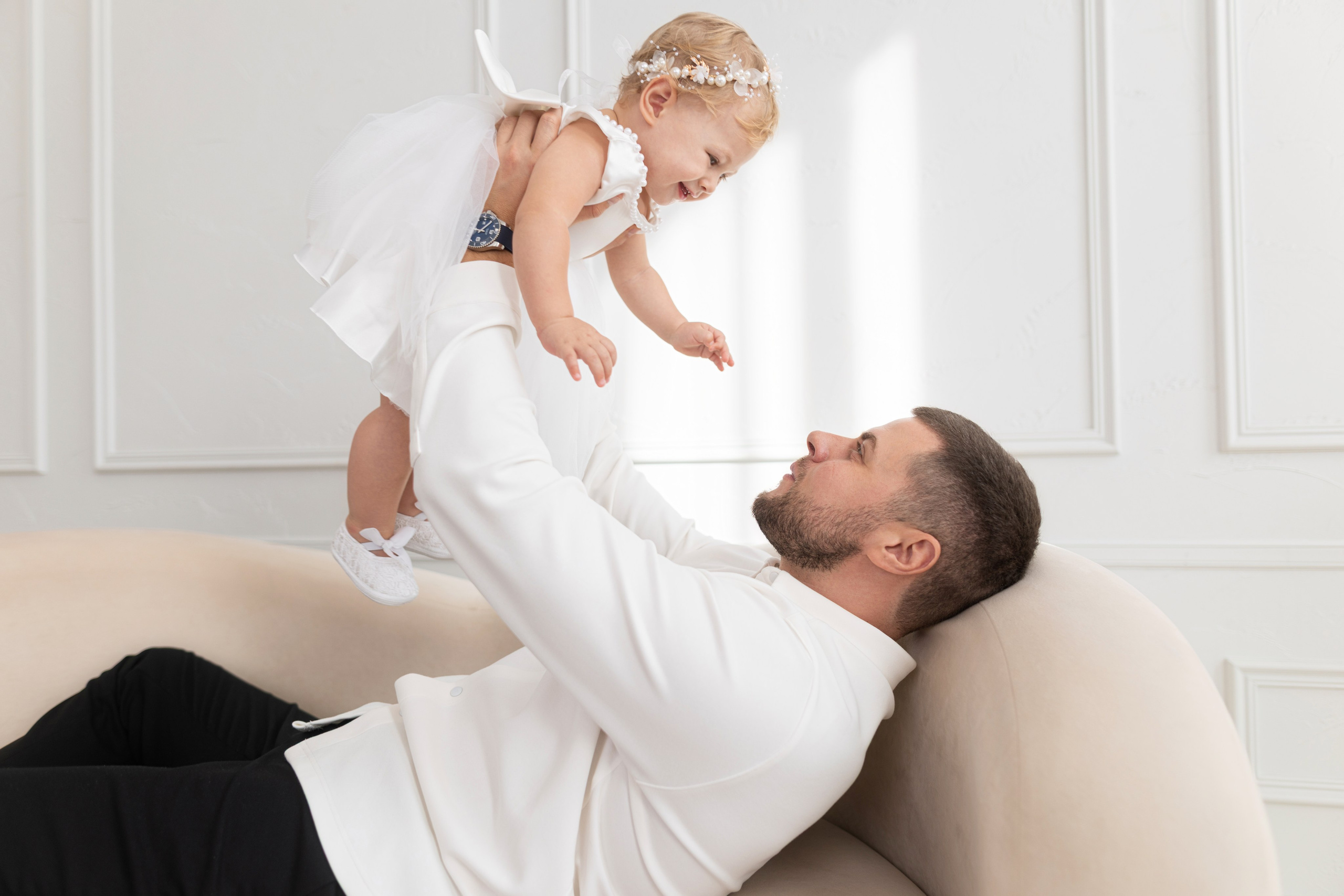 Семейная съемка для Яны и Дани в интерьере. Дмитрий Шульгин, портретный фотограф в Воронеже