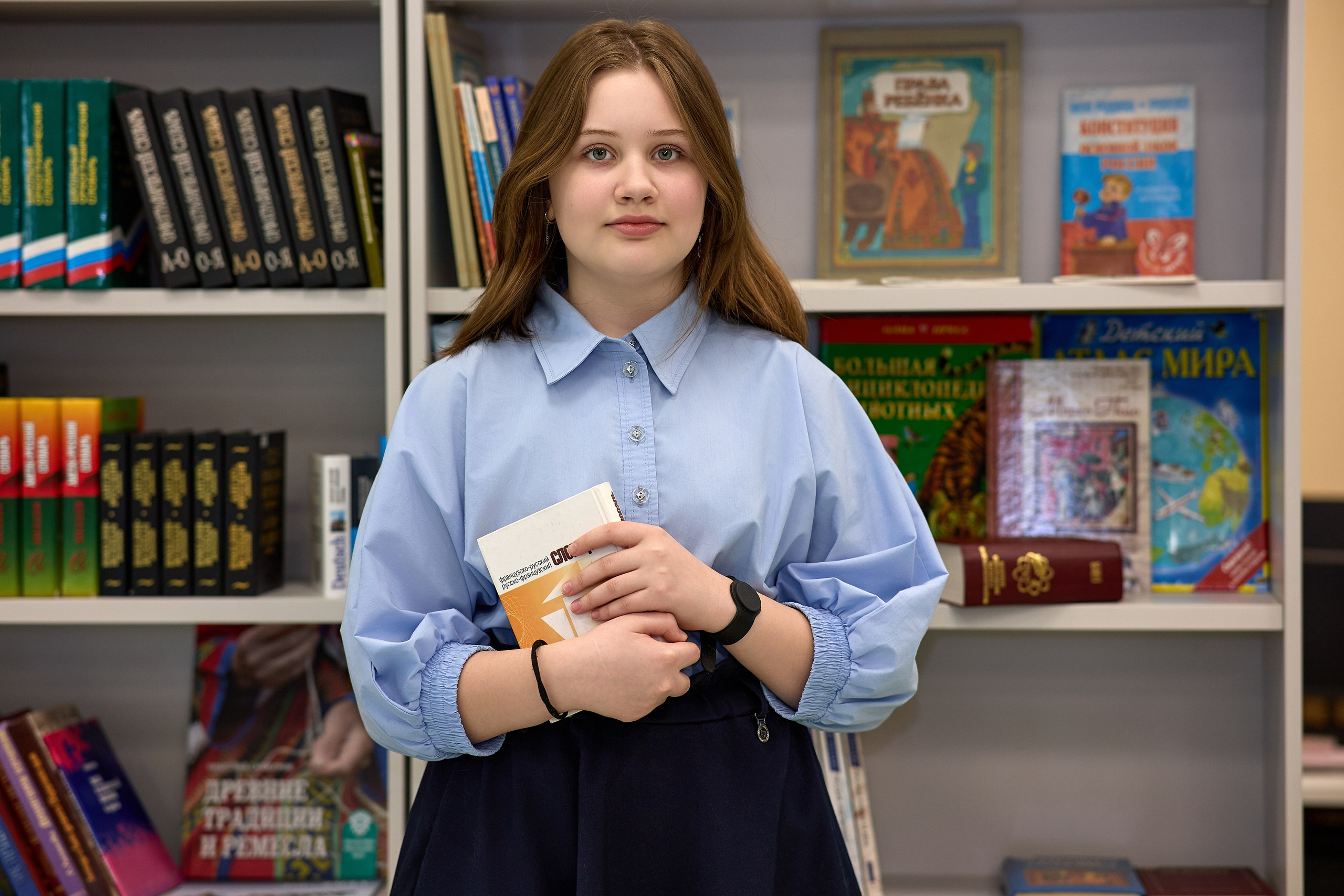 Портрет в библиотеке