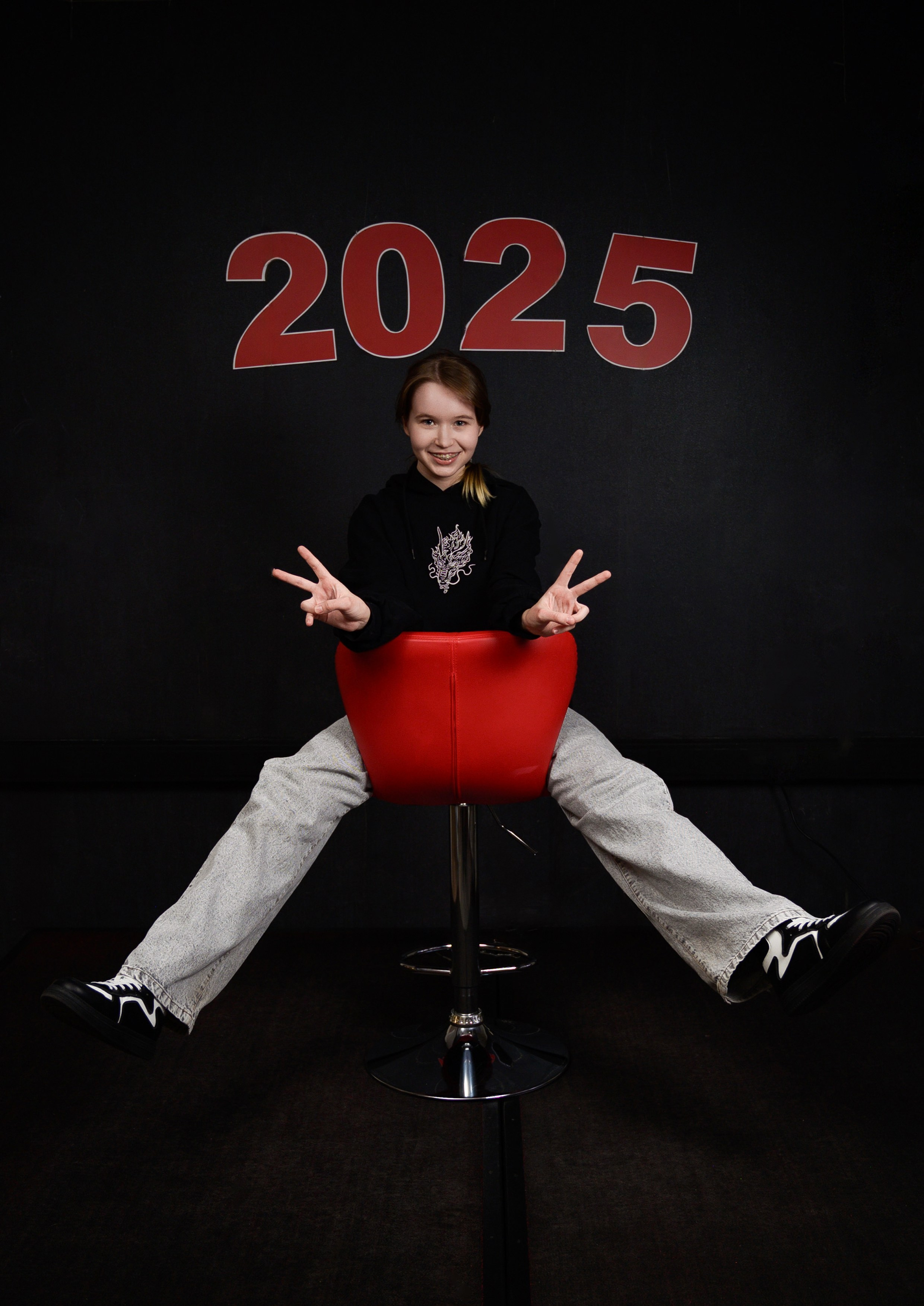 Фотографии старшеклассников для выпускных альбомов Нижневартовск | Портфолио. AR-t студия «Альбом+», г. Нижневартовск