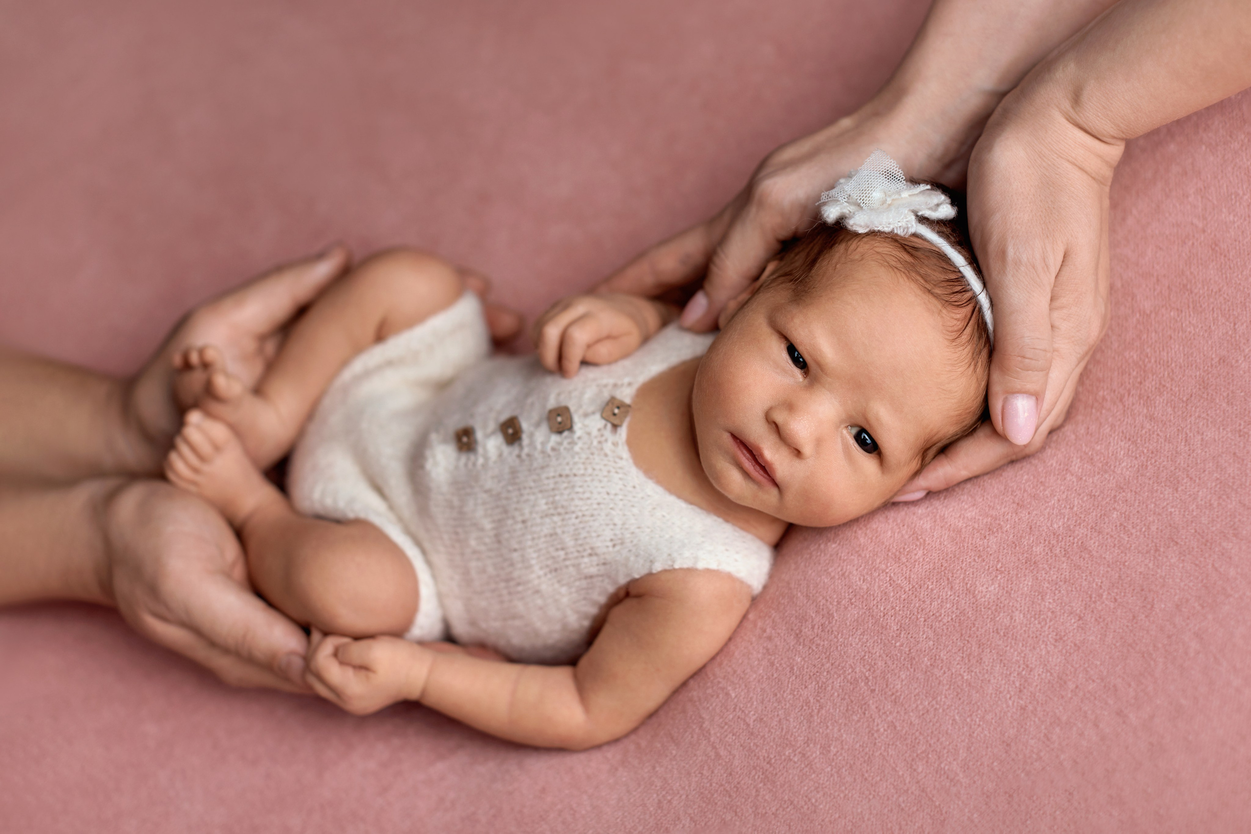 Профессиональный фотограф новорождённых в Москве Елена Сатюкова